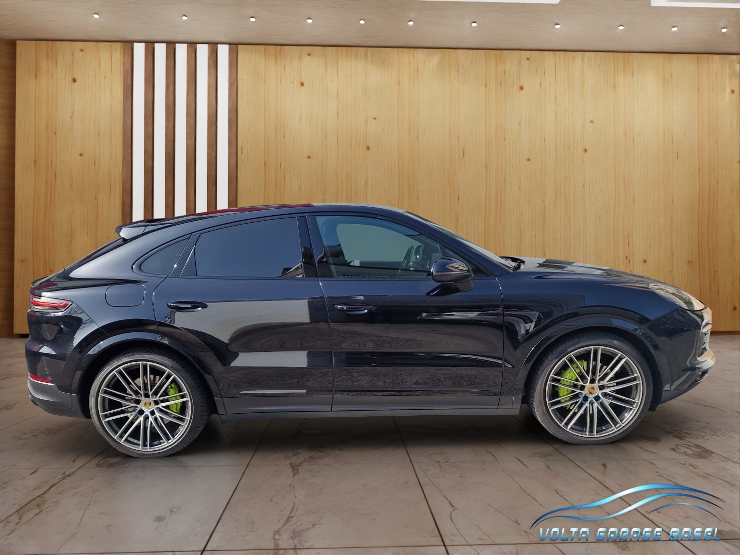 PORSCHE Cayenne Coupé E-Hybrid-showroom-element-2