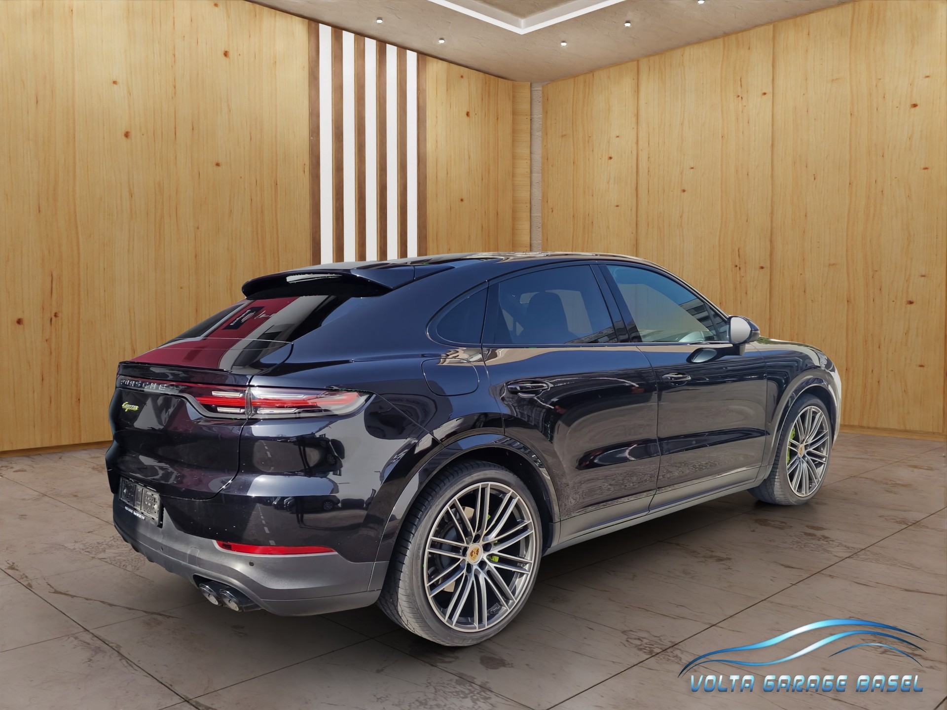 PORSCHE Cayenne Coupé E-Hybrid-showroom-element-3