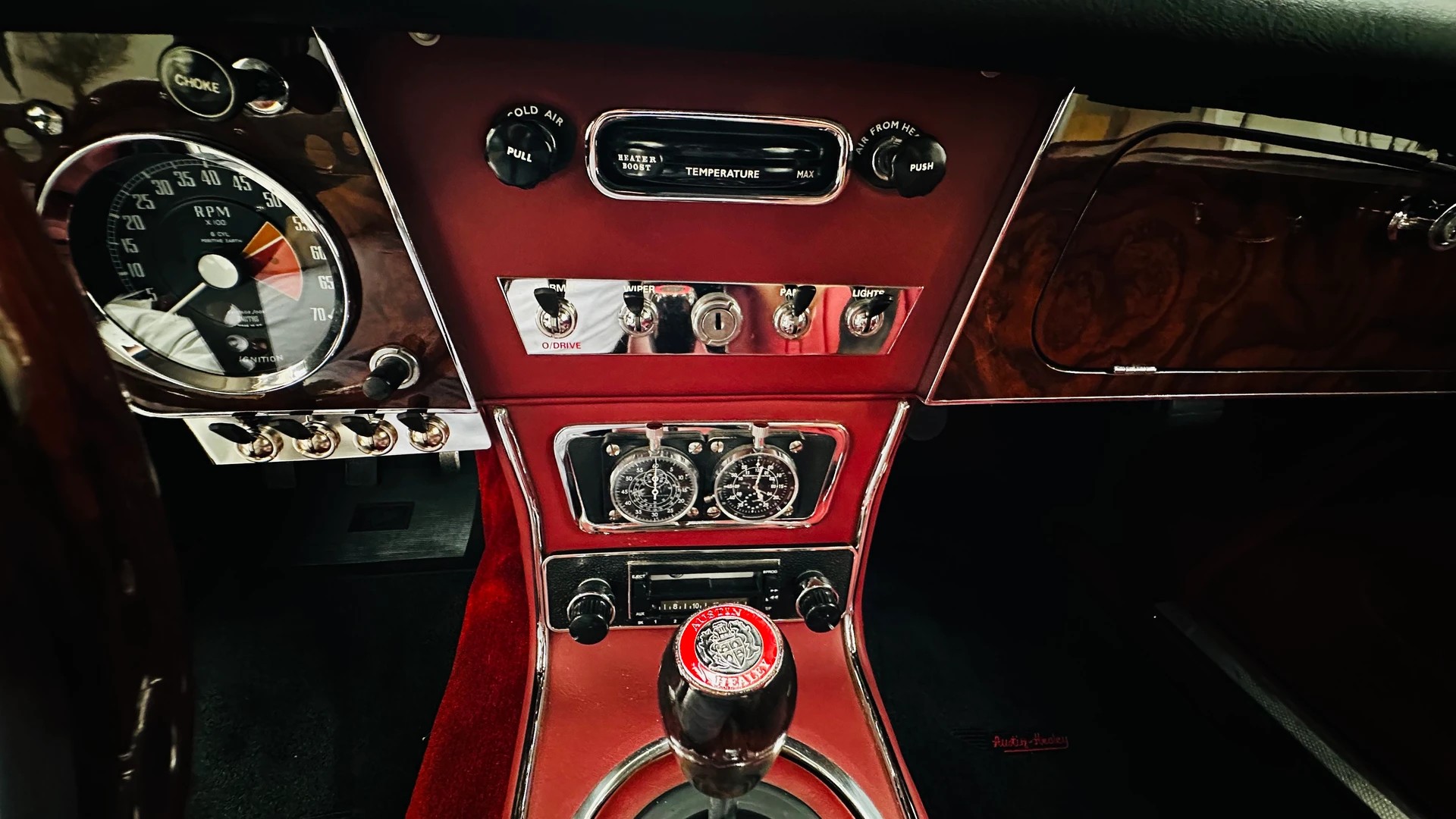 AUSTIN-HEALEY BJ8-image-7