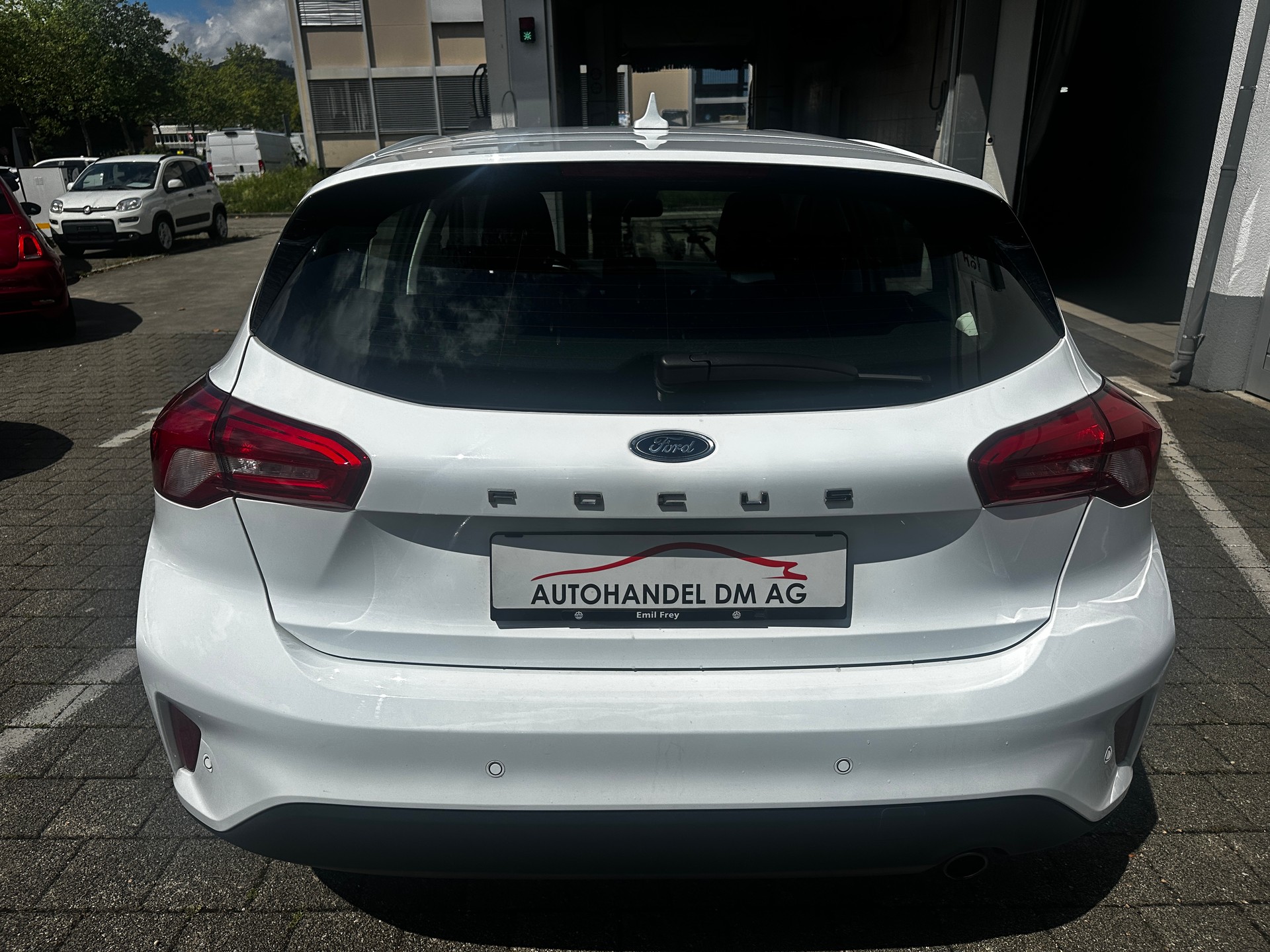 FORD Focus 1.5 TDCi Cool Connect Automatic-showroom-element-3