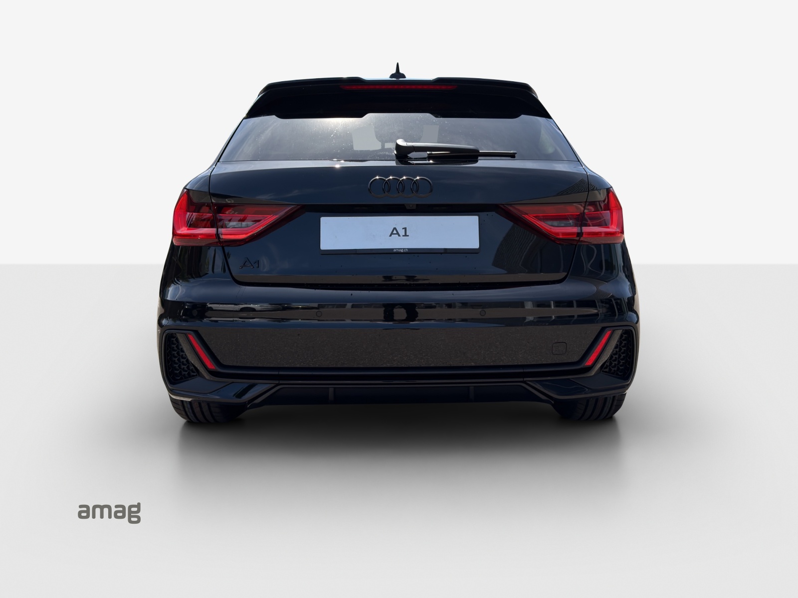 AUDI A1 Sportback 30 TFSI S Line Attraction S-tronic-image-3