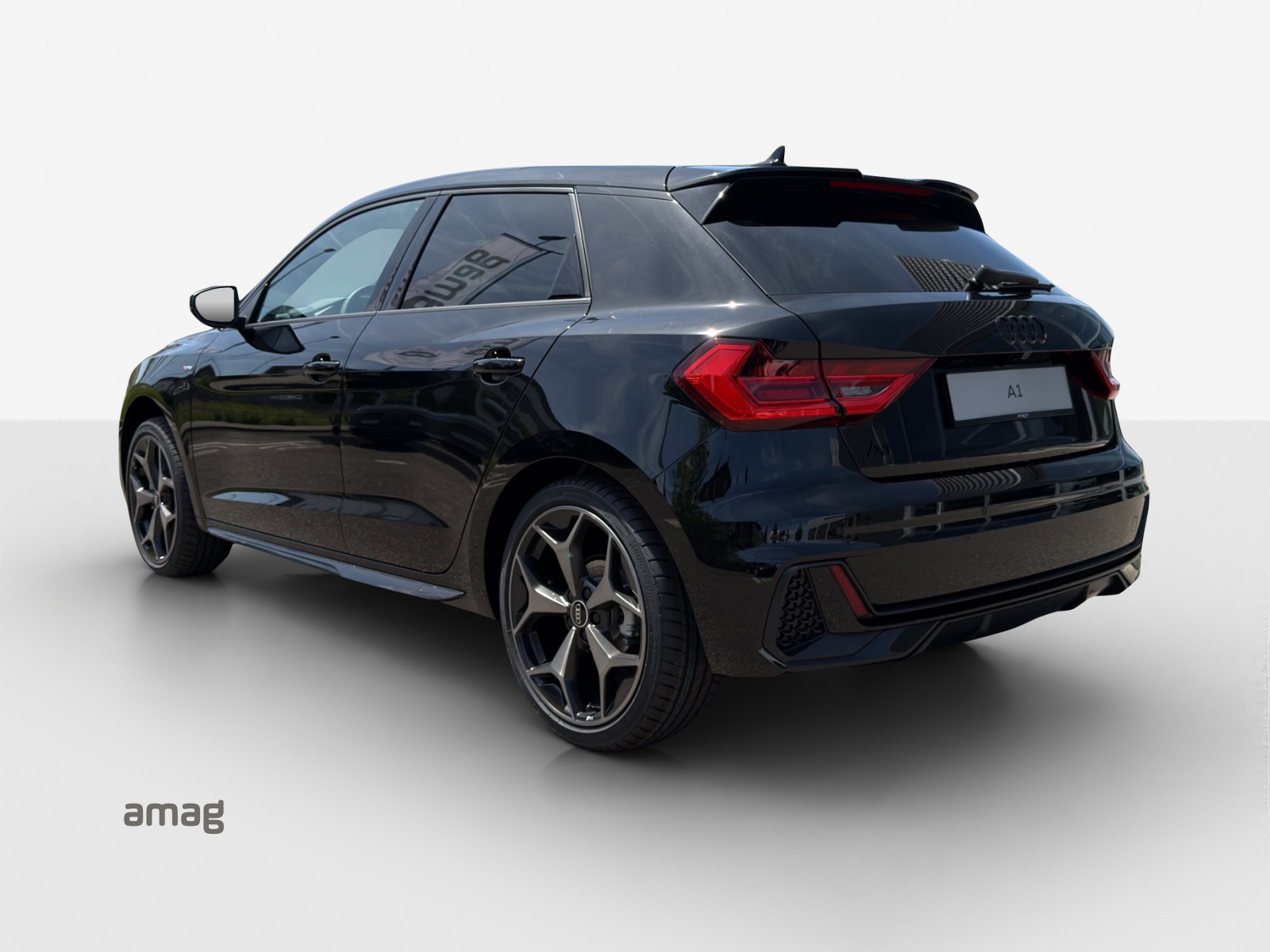 AUDI A1 Sportback 30 TFSI S Line Attraction S-tronic-image-2
