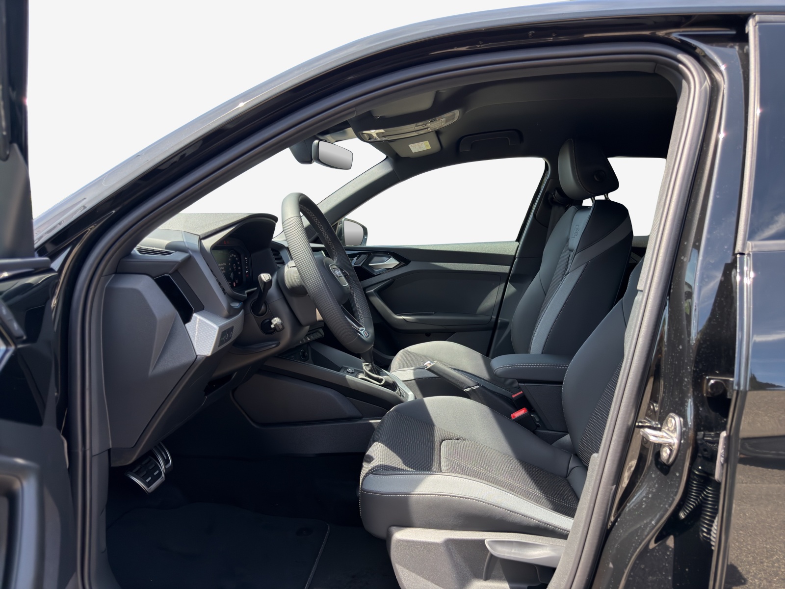 AUDI A1 Sportback 30 TFSI S Line Attraction S-tronic-image-7