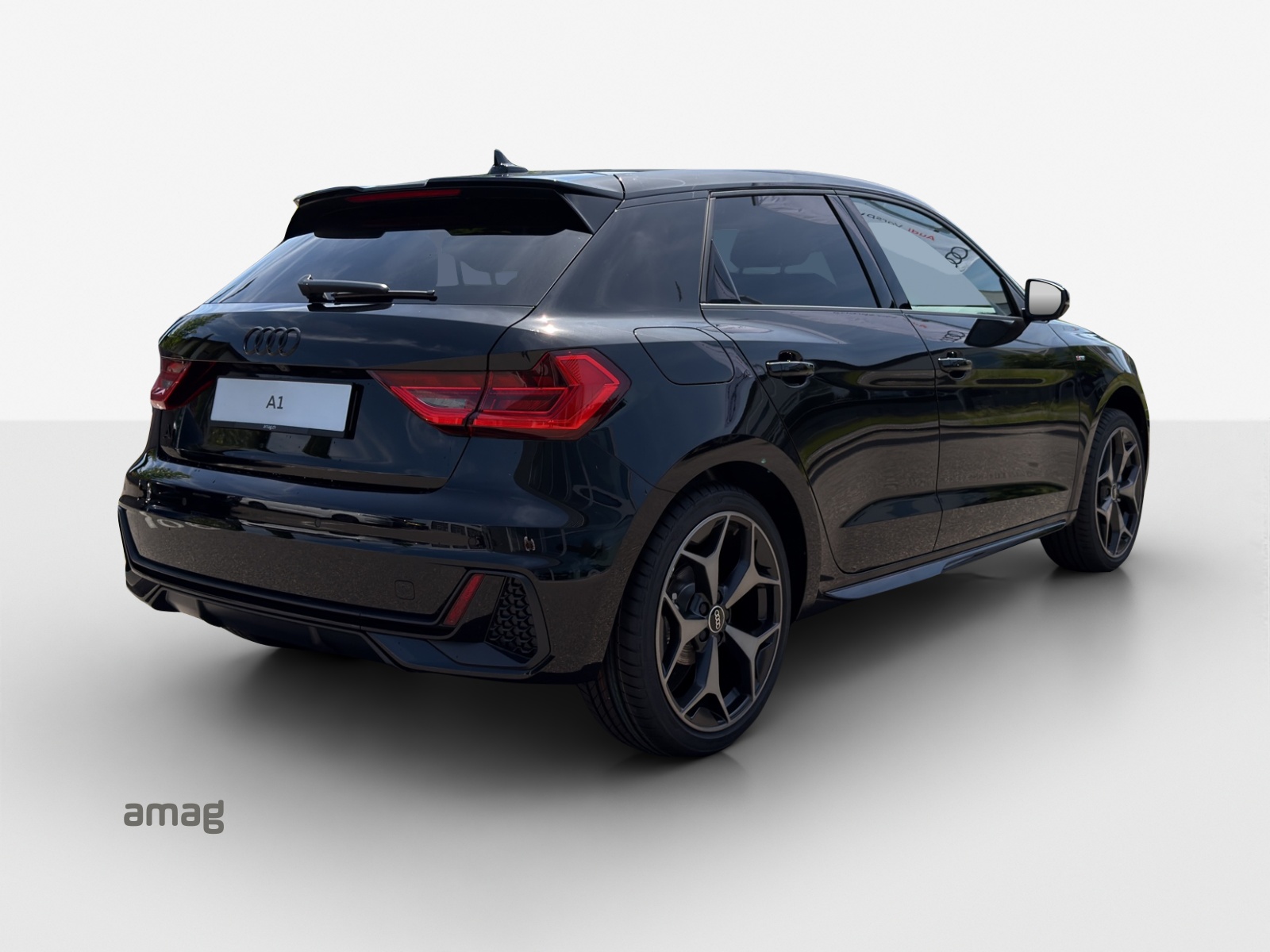AUDI A1 Sportback 30 TFSI S Line Attraction S-tronic-image-4
