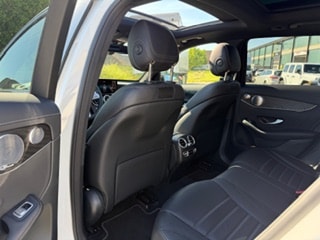 MERCEDES-BENZ GLC 300 AMG Line 4Matic 9G-Tronic-image-9