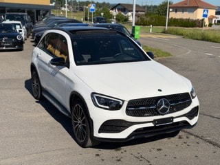 MERCEDES-BENZ GLC 300 AMG Line 4Matic 9G-Tronic-image-13