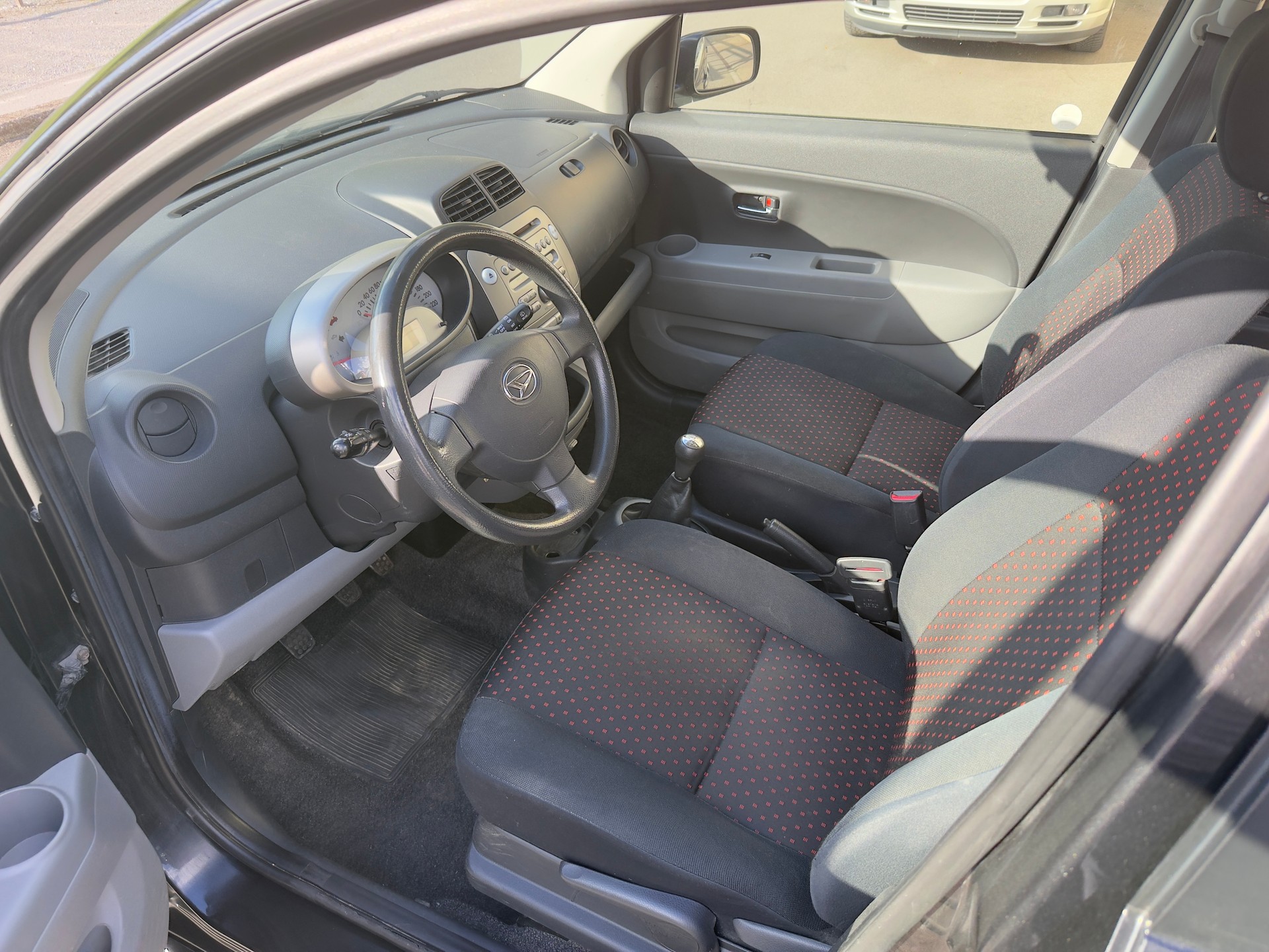 DAIHATSU Sirion 1.3 S eco-4WD-image-13