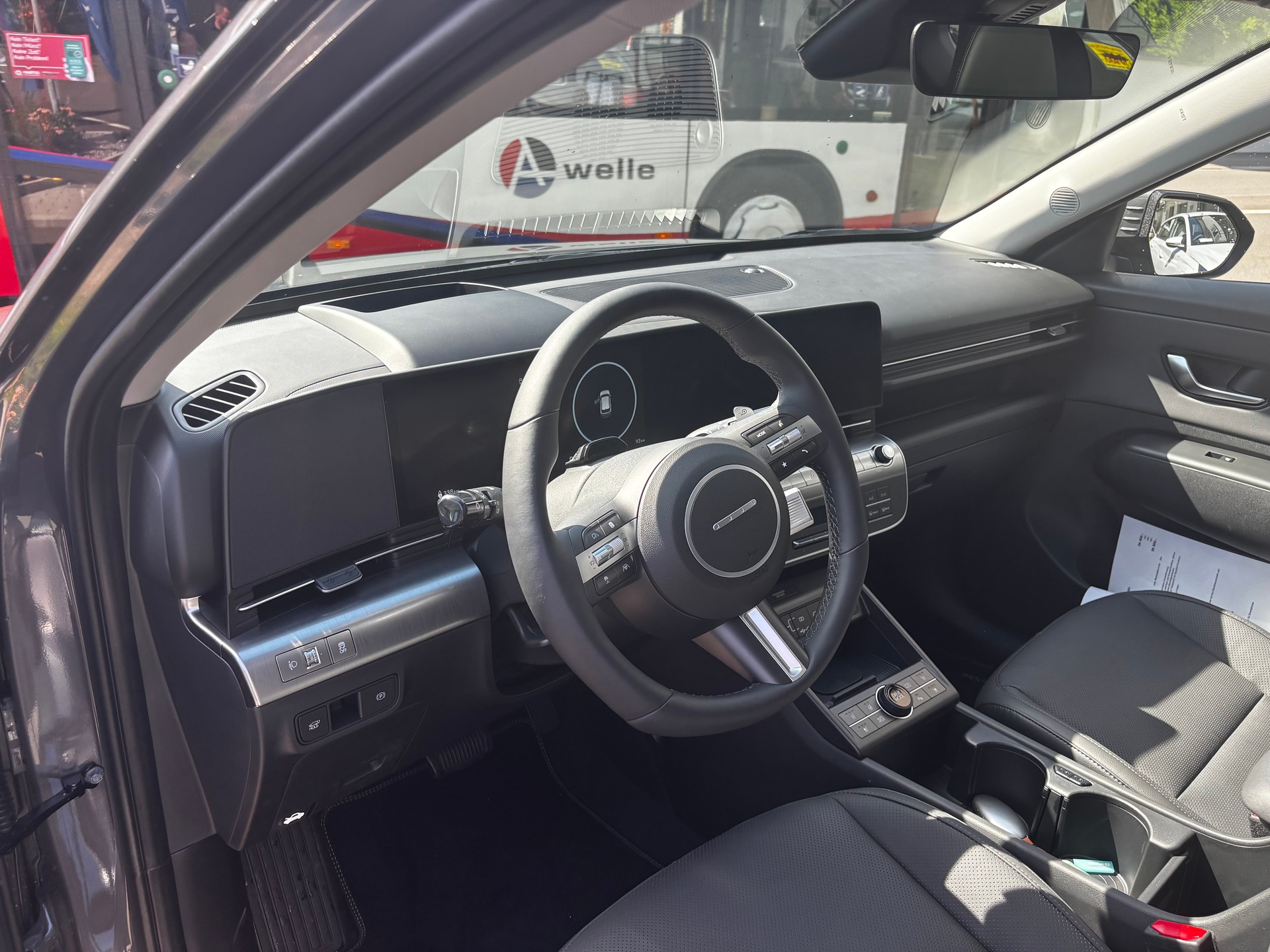 HYUNDAI Kona EV 65.4 kWh Vertex-image-10