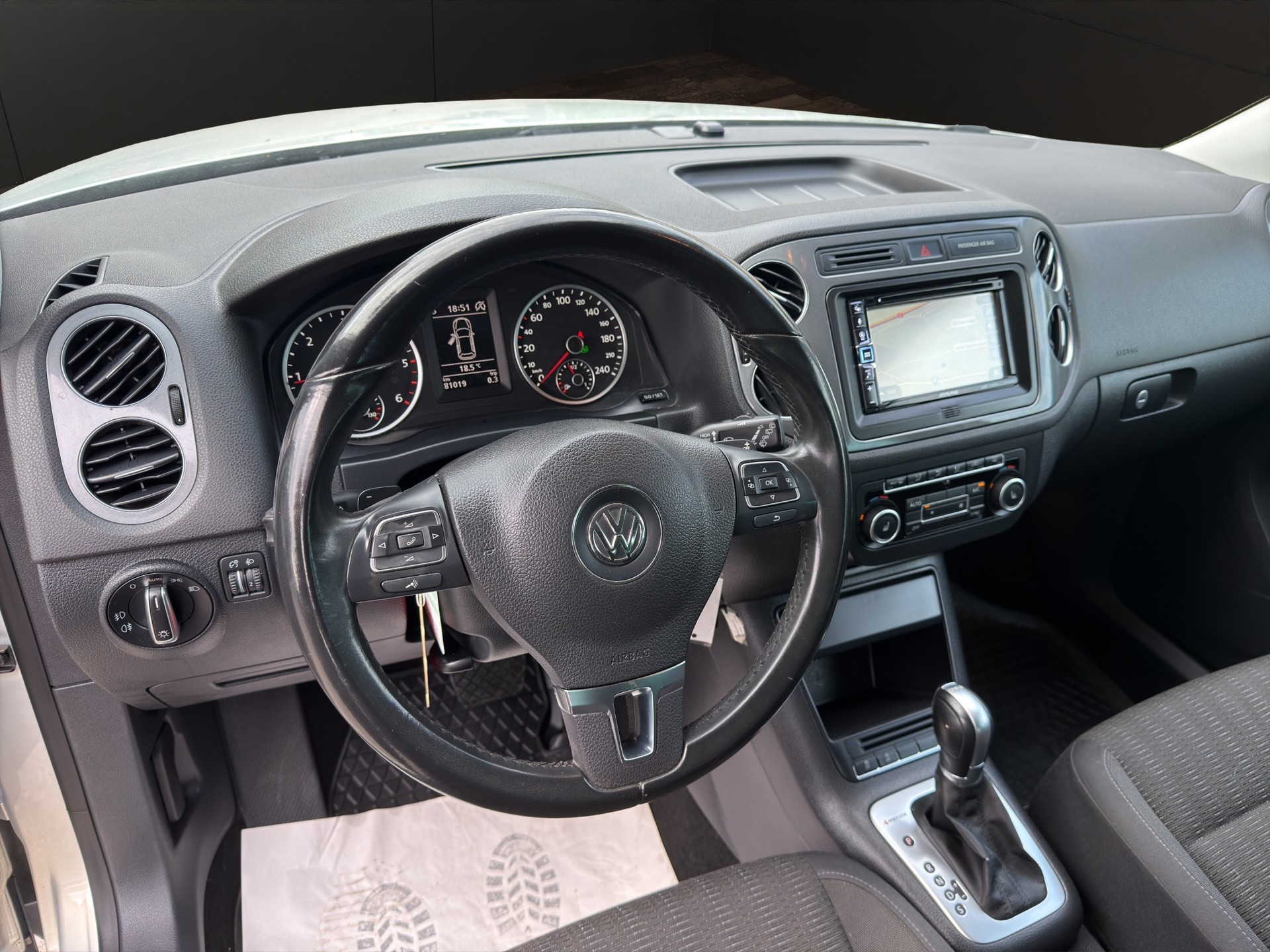 VW Tiguan 2.0 TDI BlueMotion Track&Field 4Motion DSG-image-9