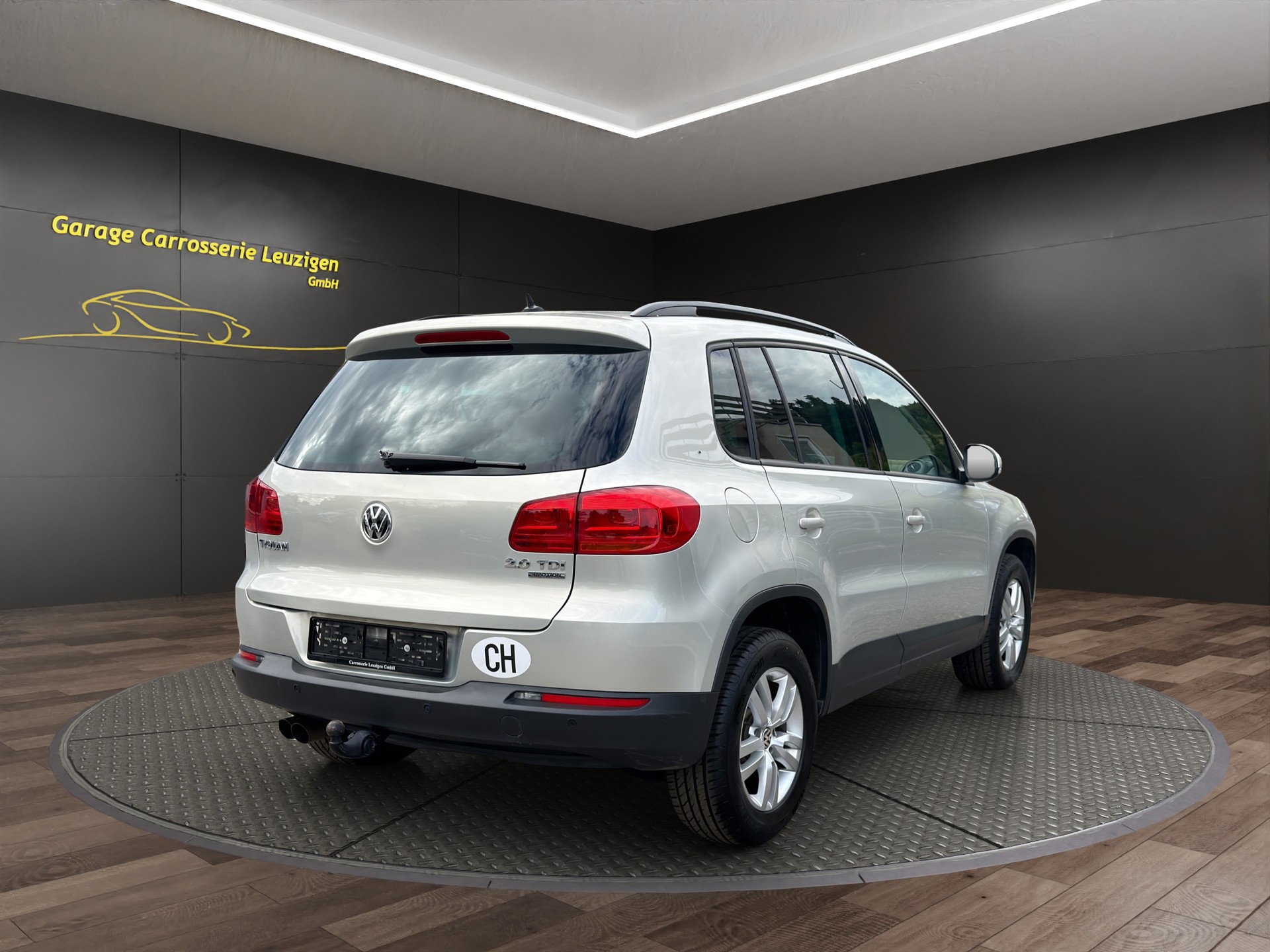 VW Tiguan 2.0 TDI BlueMotion Track&Field 4Motion DSG-image-3