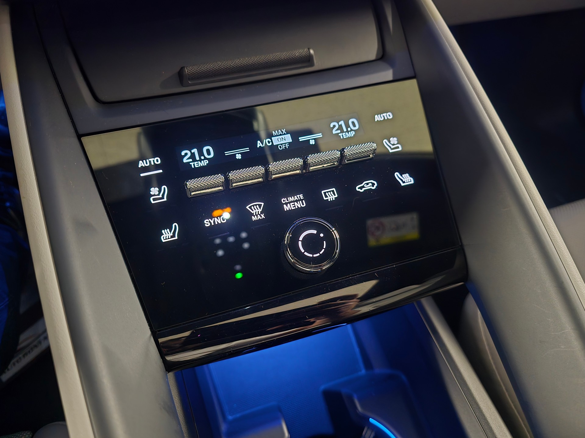 PORSCHE Macan 4 100kWh-image-19