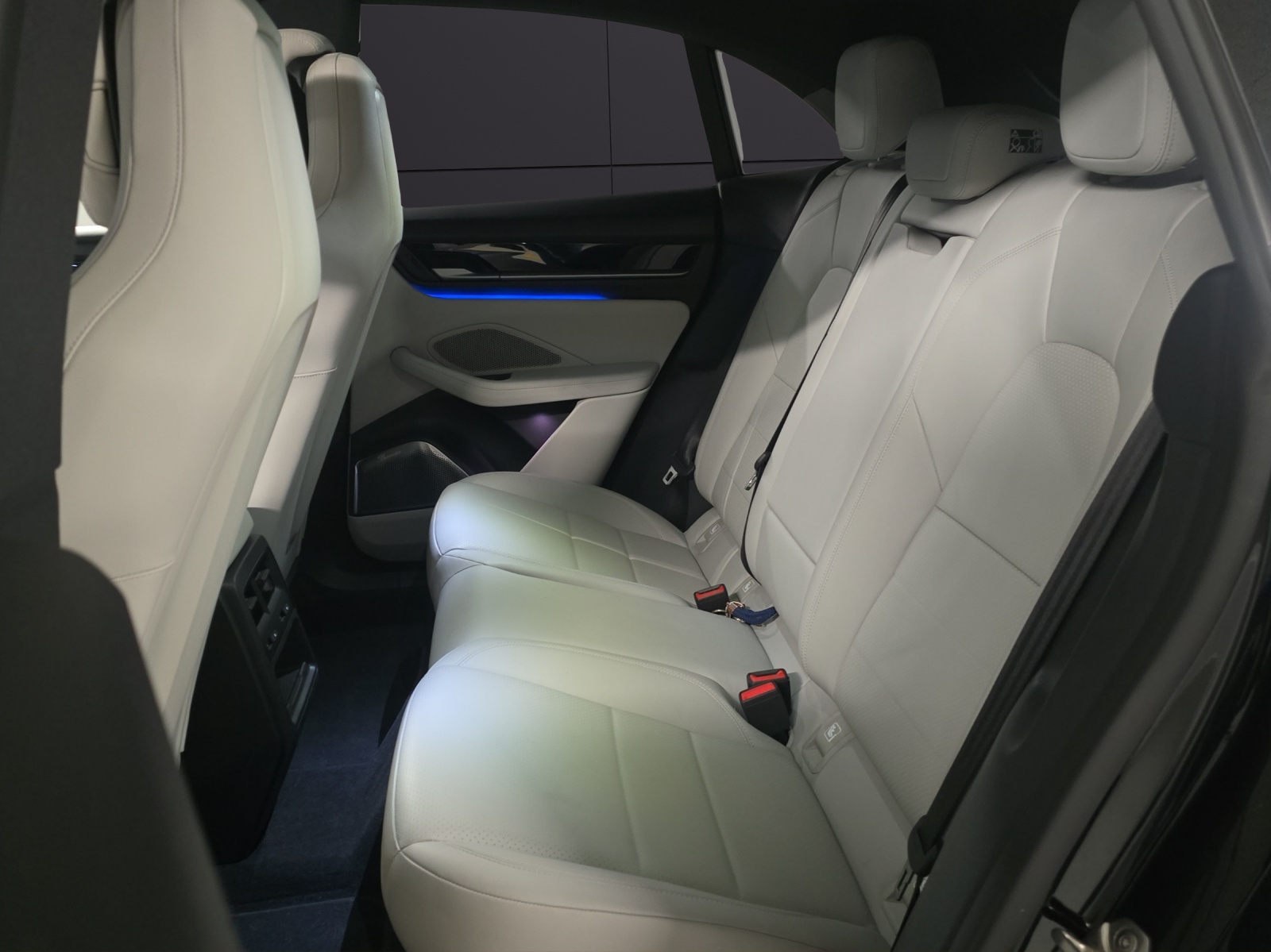 PORSCHE Macan 4 100kWh-image-22
