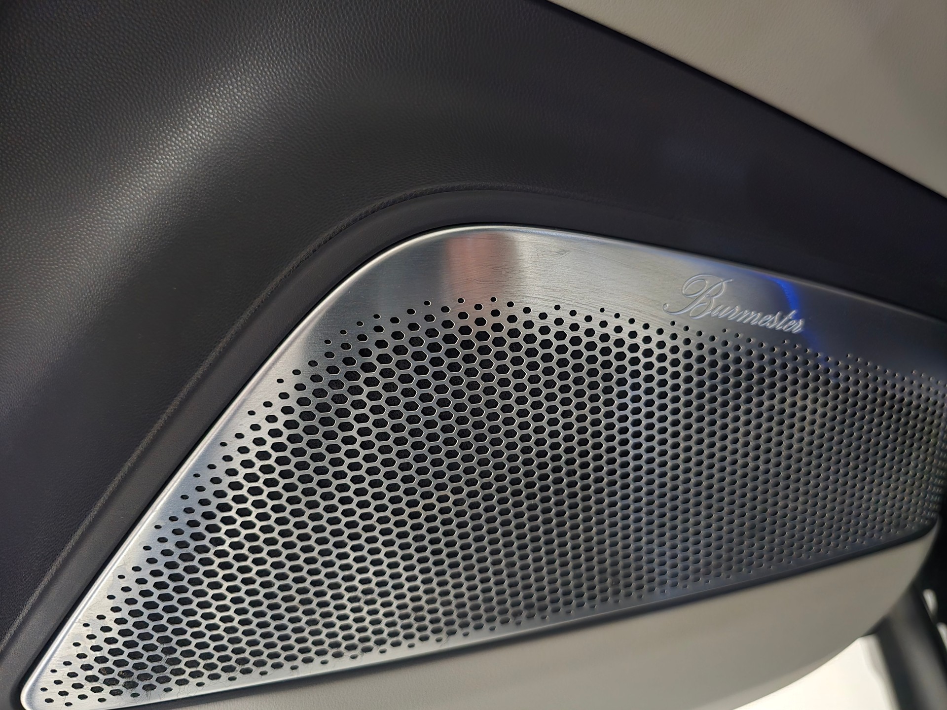 PORSCHE Macan 4 100kWh-image-20