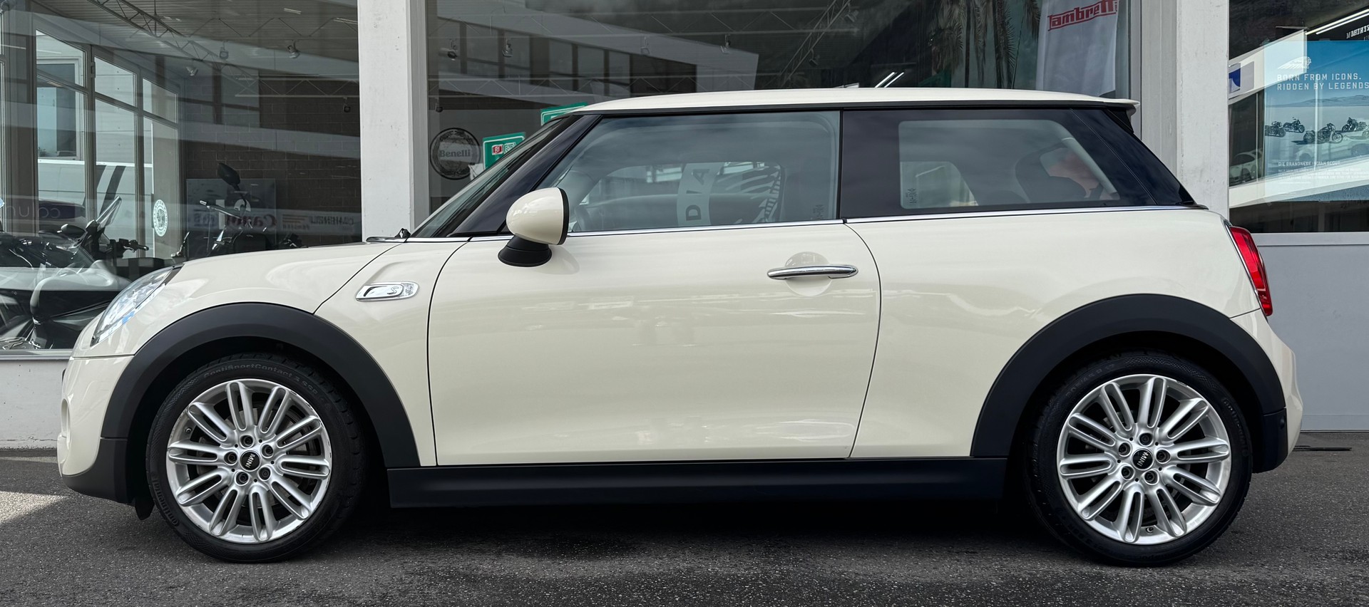 MINI Cooper S-image-2