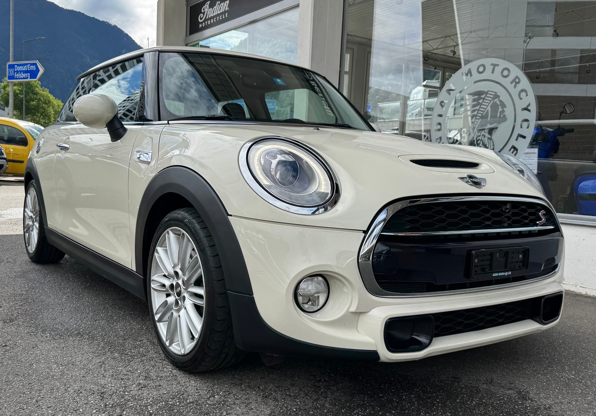 MINI Cooper S-image-0
