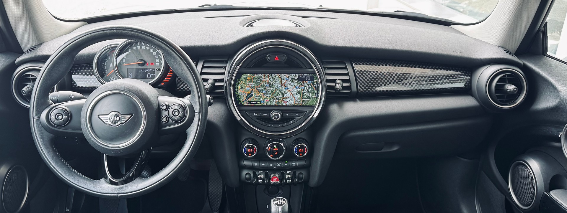 MINI Cooper S-image-10