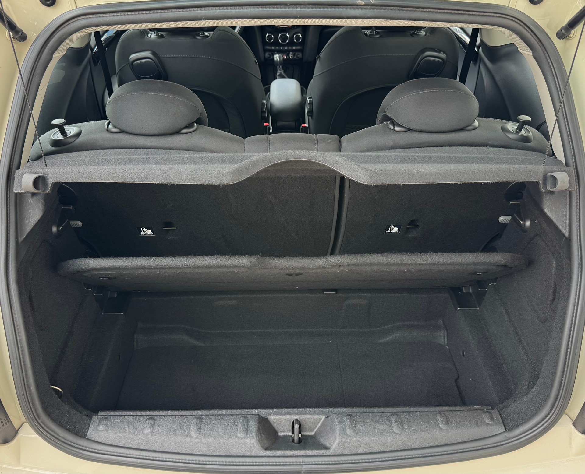 MINI Cooper S-image-9