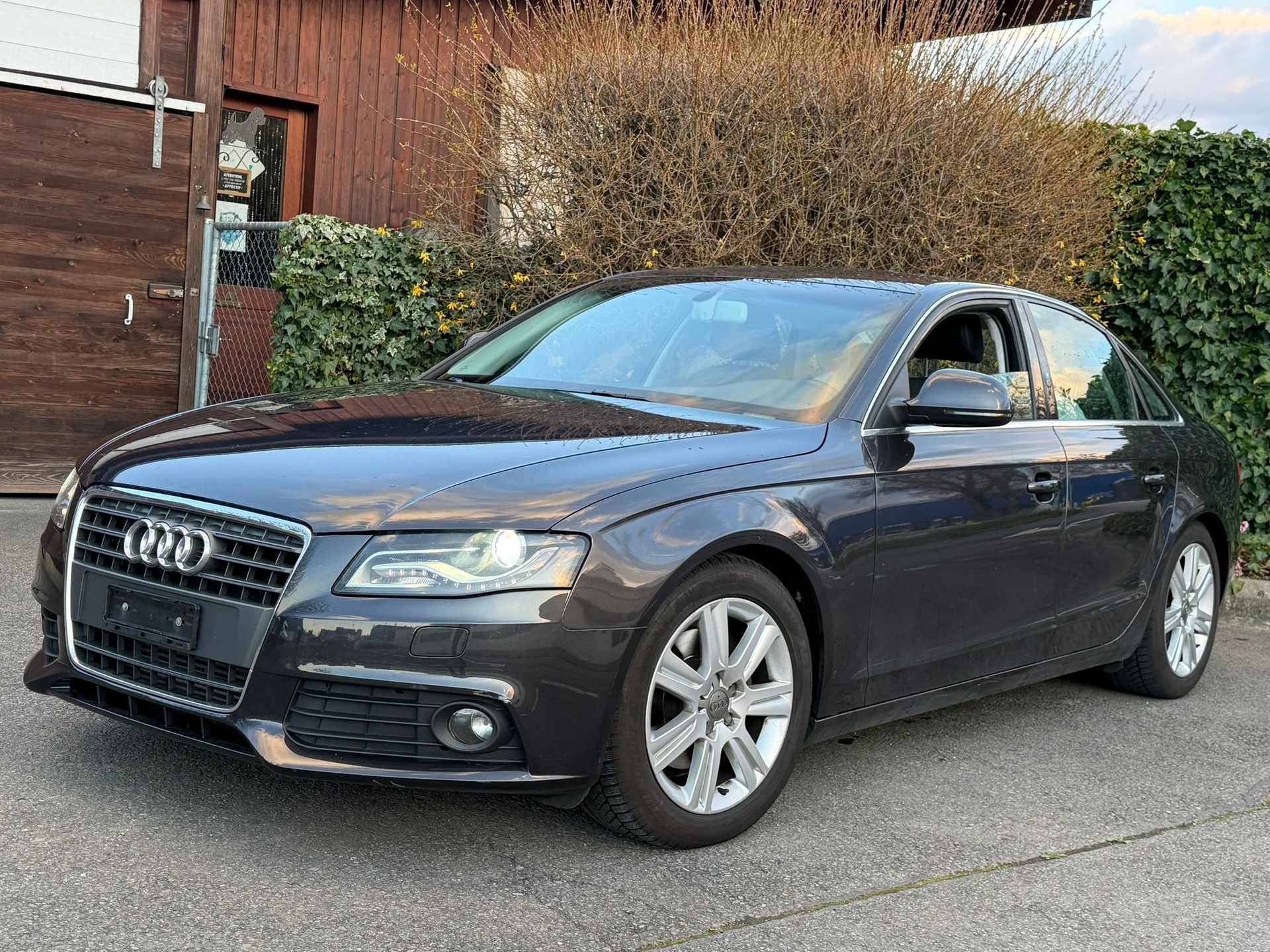 AUDI A4-image-0