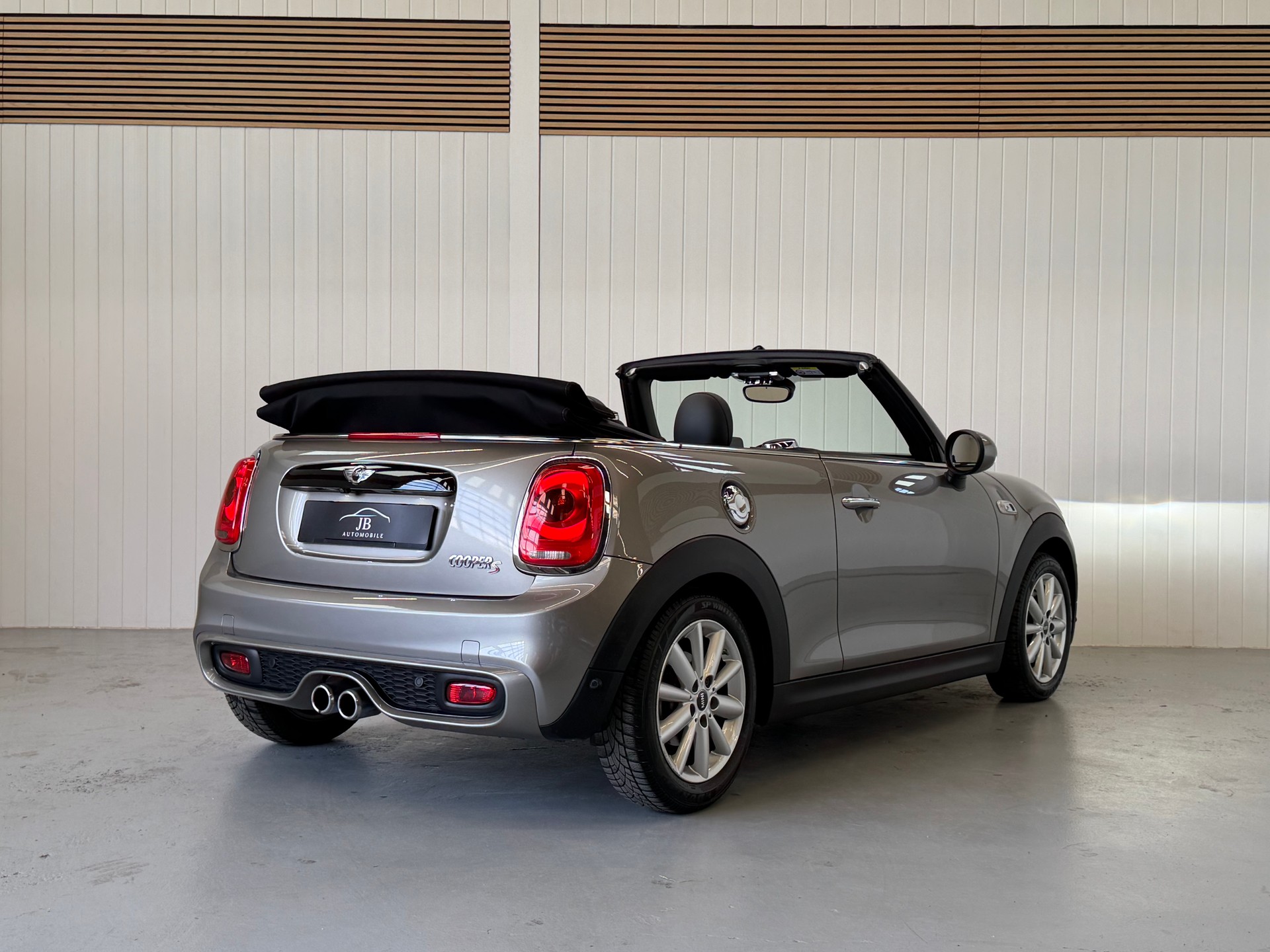 MINI Cooper S Cabriolet Steptronic-image-8