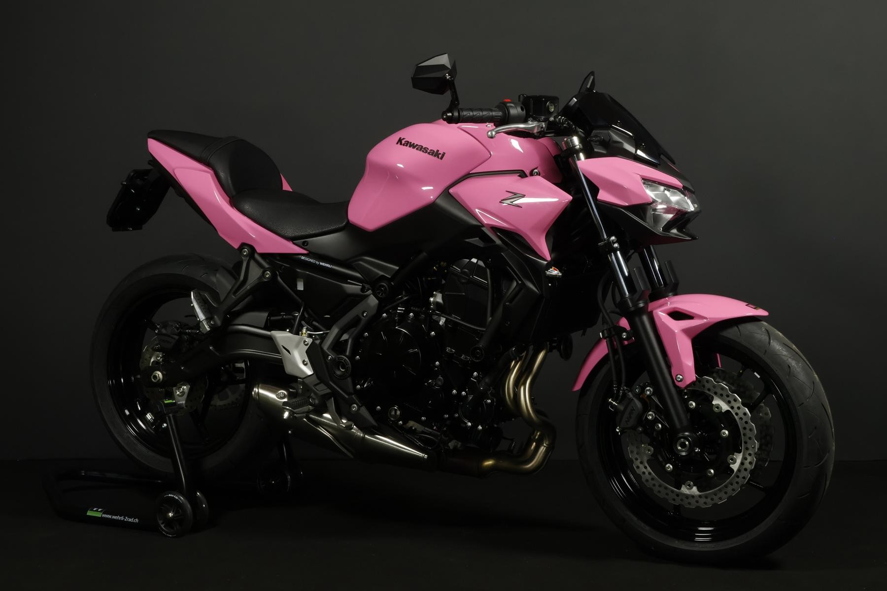 KAWASAKI Z 650 (50/35 KW) *Barbie Edition* Level 2-showroom-element-2