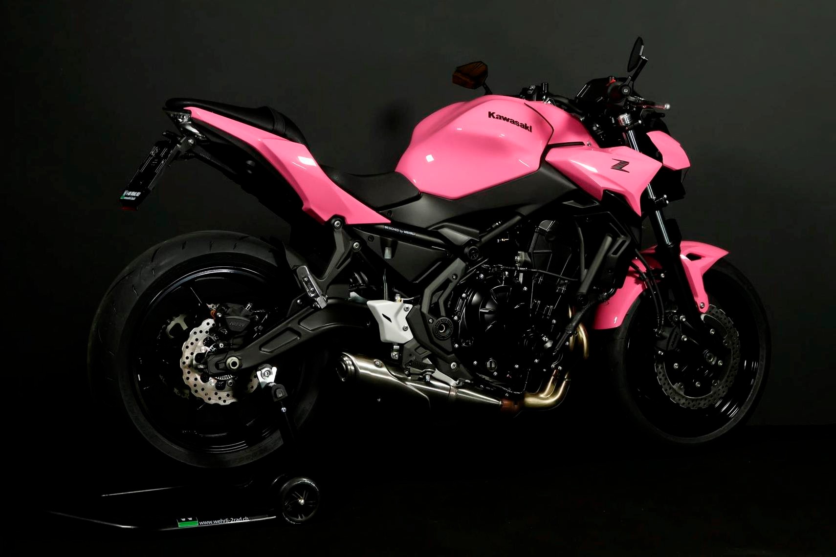 KAWASAKI Z 650 (50/35 KW) *Barbie Edition* Level 2-image-12
