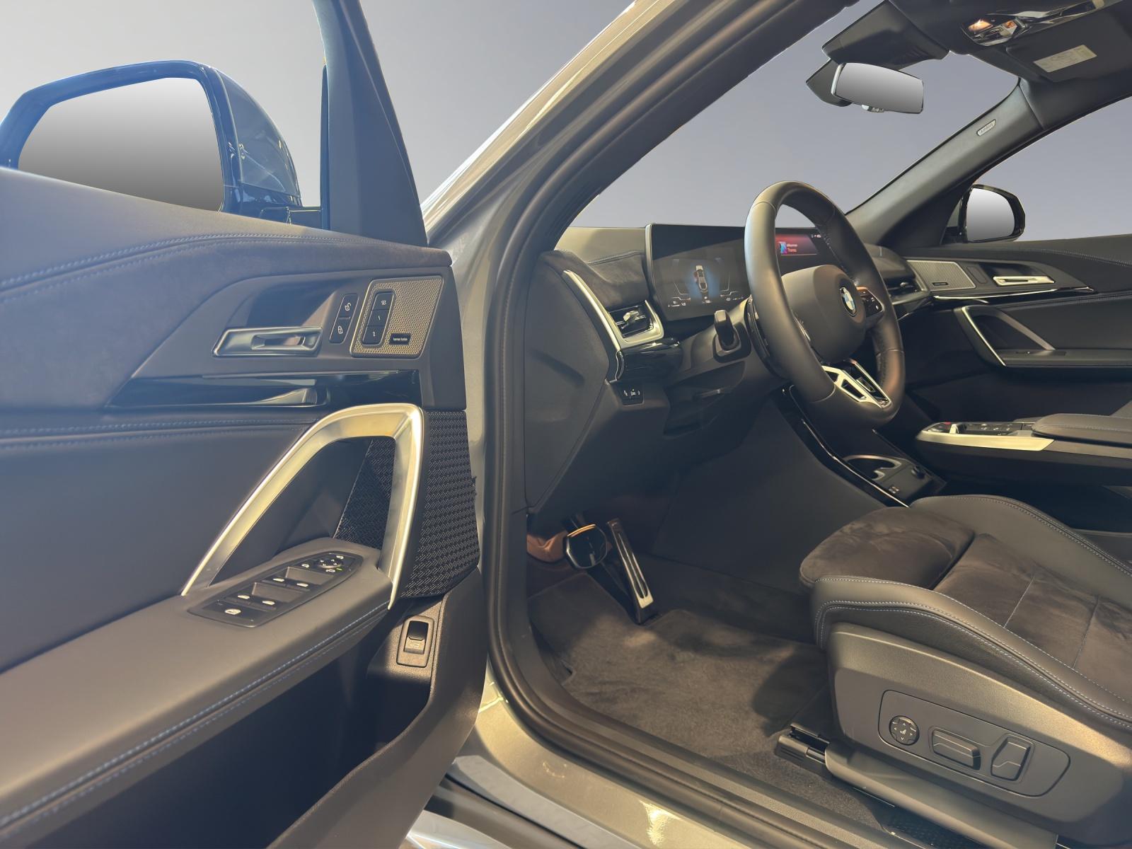 BMW X2 20d xDrive paddles-image-4