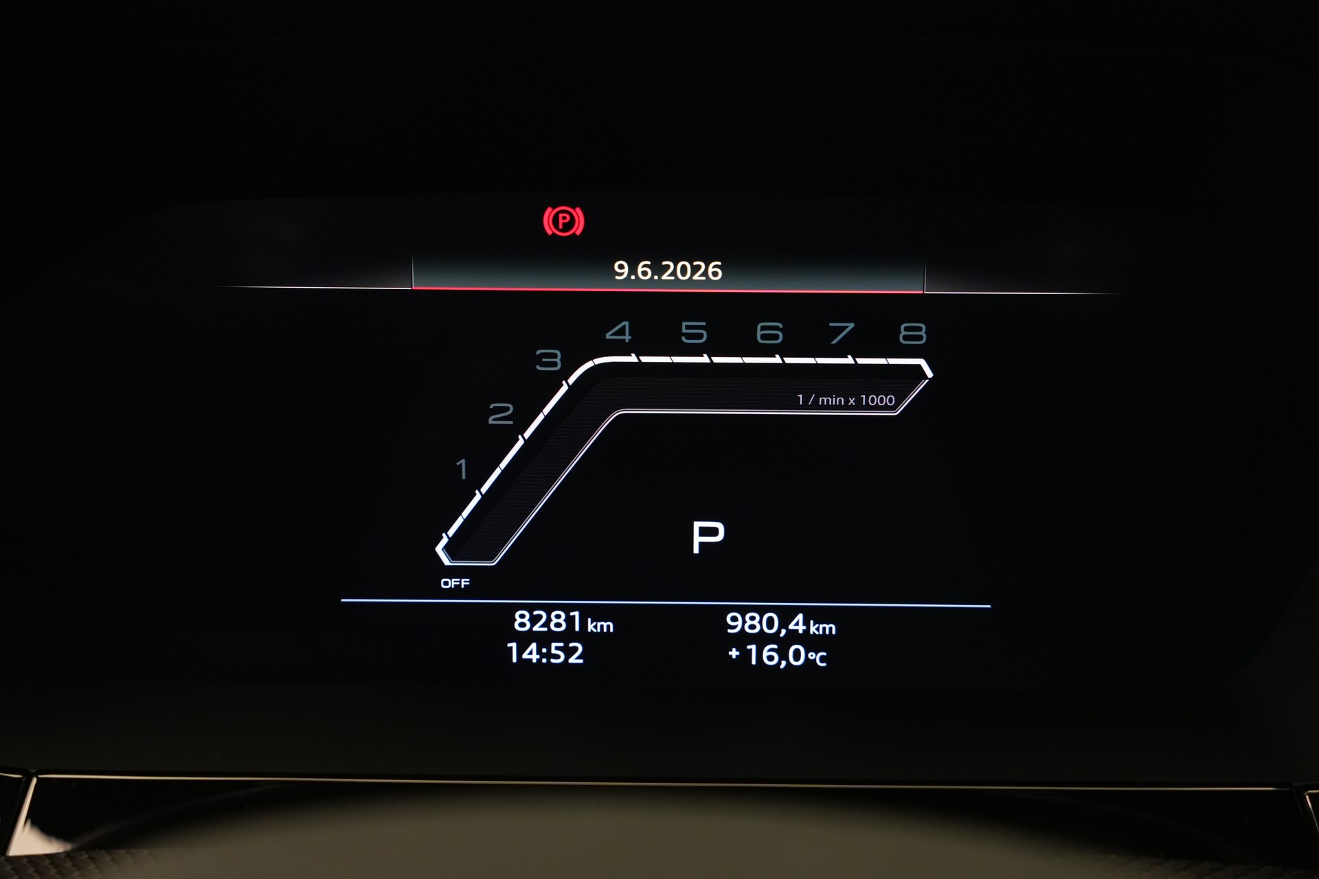 AUDI RS3 Sportback 2.5 TSI quattro S-tronic *Keramikbremse* *CH-Fahrzeug* *Carbon*-image-35