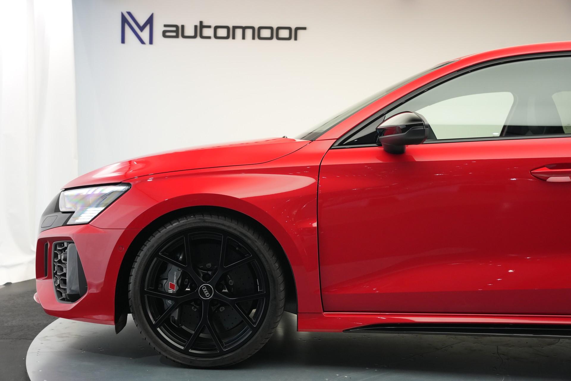 AUDI RS3 Sportback 2.5 TSI quattro S-tronic *Keramikbremse* *CH-Fahrzeug* *Carbon*-image-43