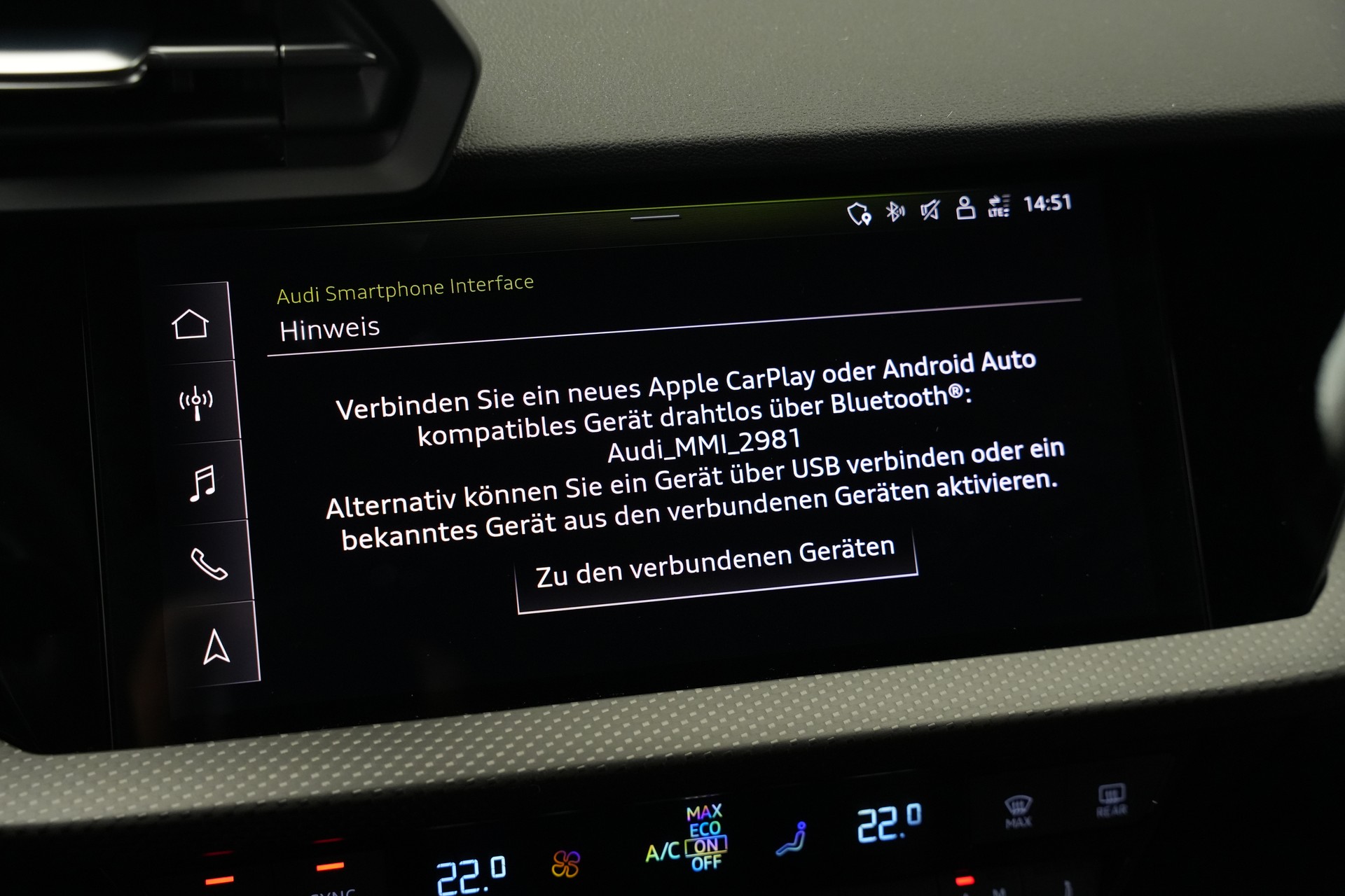 AUDI RS3 Sportback 2.5 TSI quattro S-tronic *Keramikbremse* *CH-Fahrzeug* *Carbon*-image-33