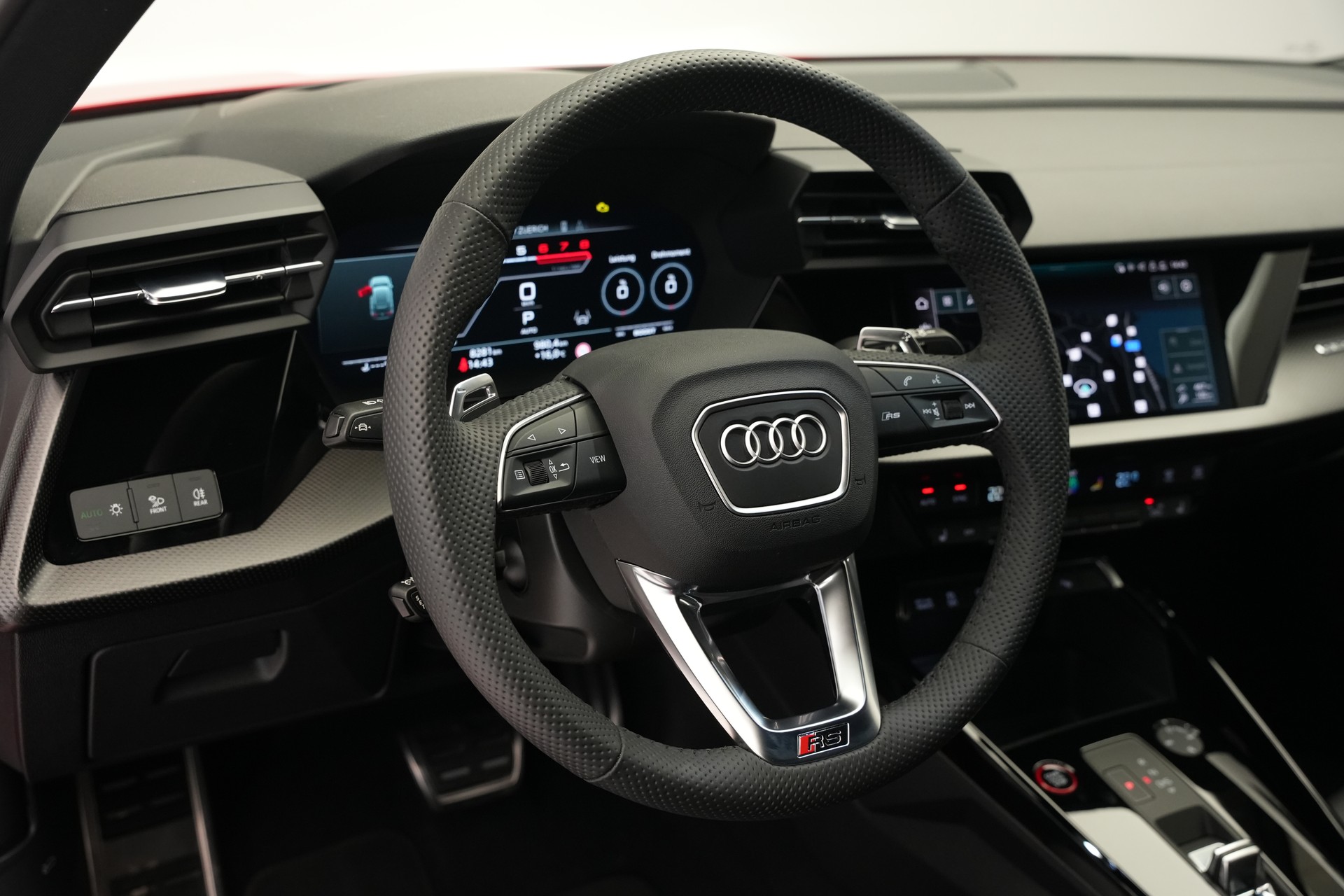 AUDI RS3 Sportback 2.5 TSI quattro S-tronic *Keramikbremse* *CH-Fahrzeug* *Carbon*-image-19