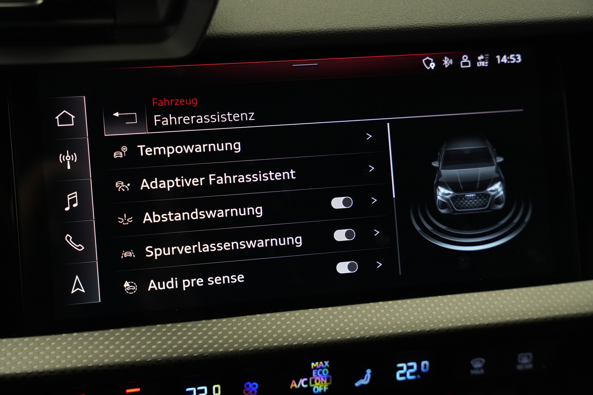 AUDI RS3 Sportback 2.5 TSI quattro S-tronic *Keramikbremse* *CH-Fahrzeug* *Carbon*-image-37
