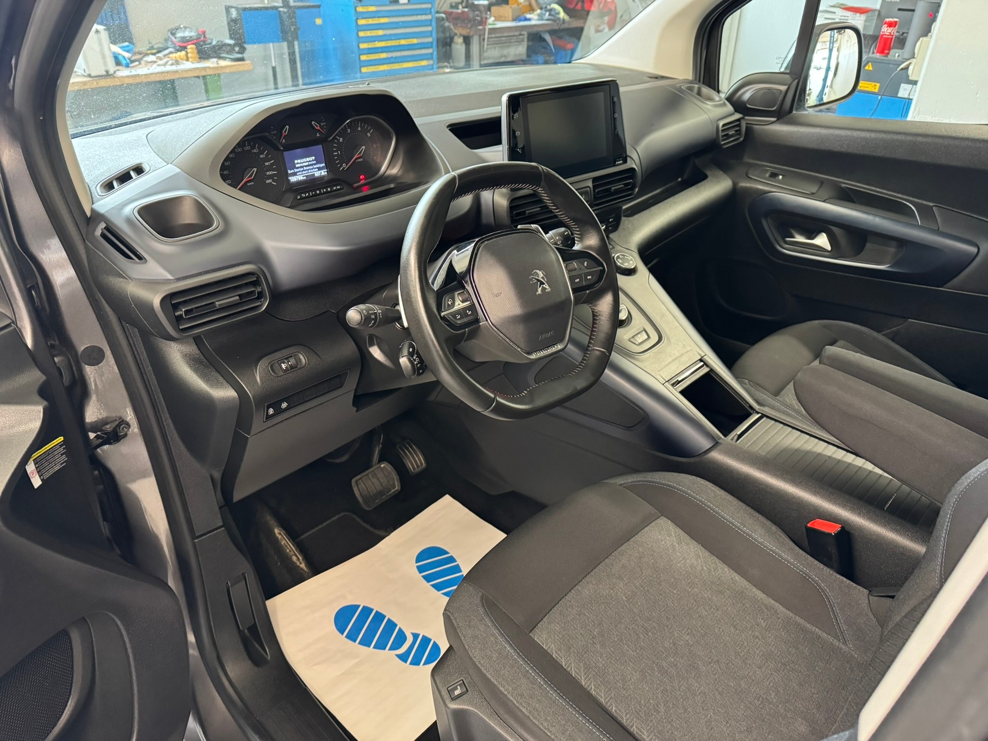 PEUGEOT Rifter Long 1.5 BlueHDi 7PL Active EAT8-image-7