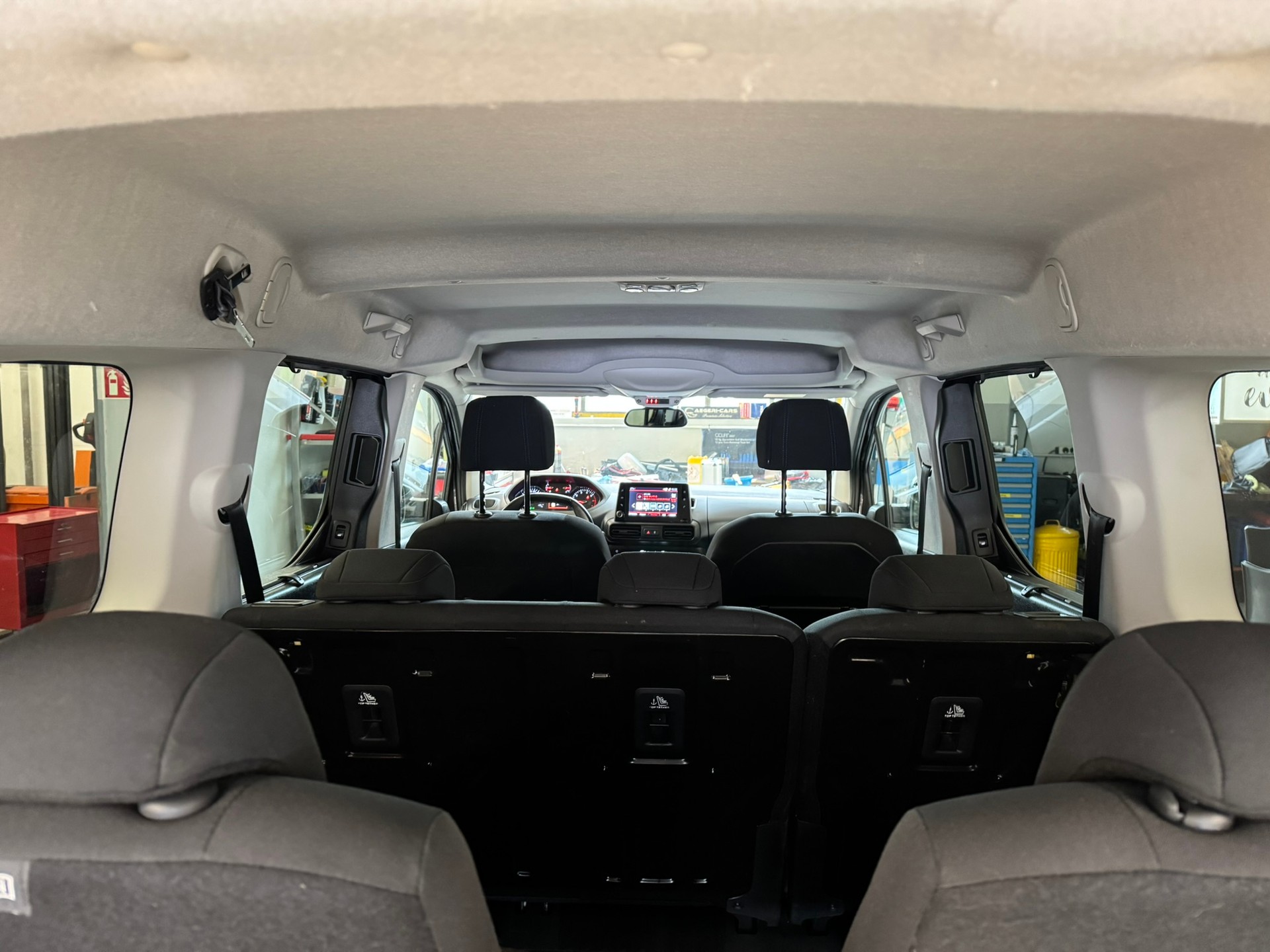 PEUGEOT Rifter Long 1.5 BlueHDi 7PL Active EAT8-image-23