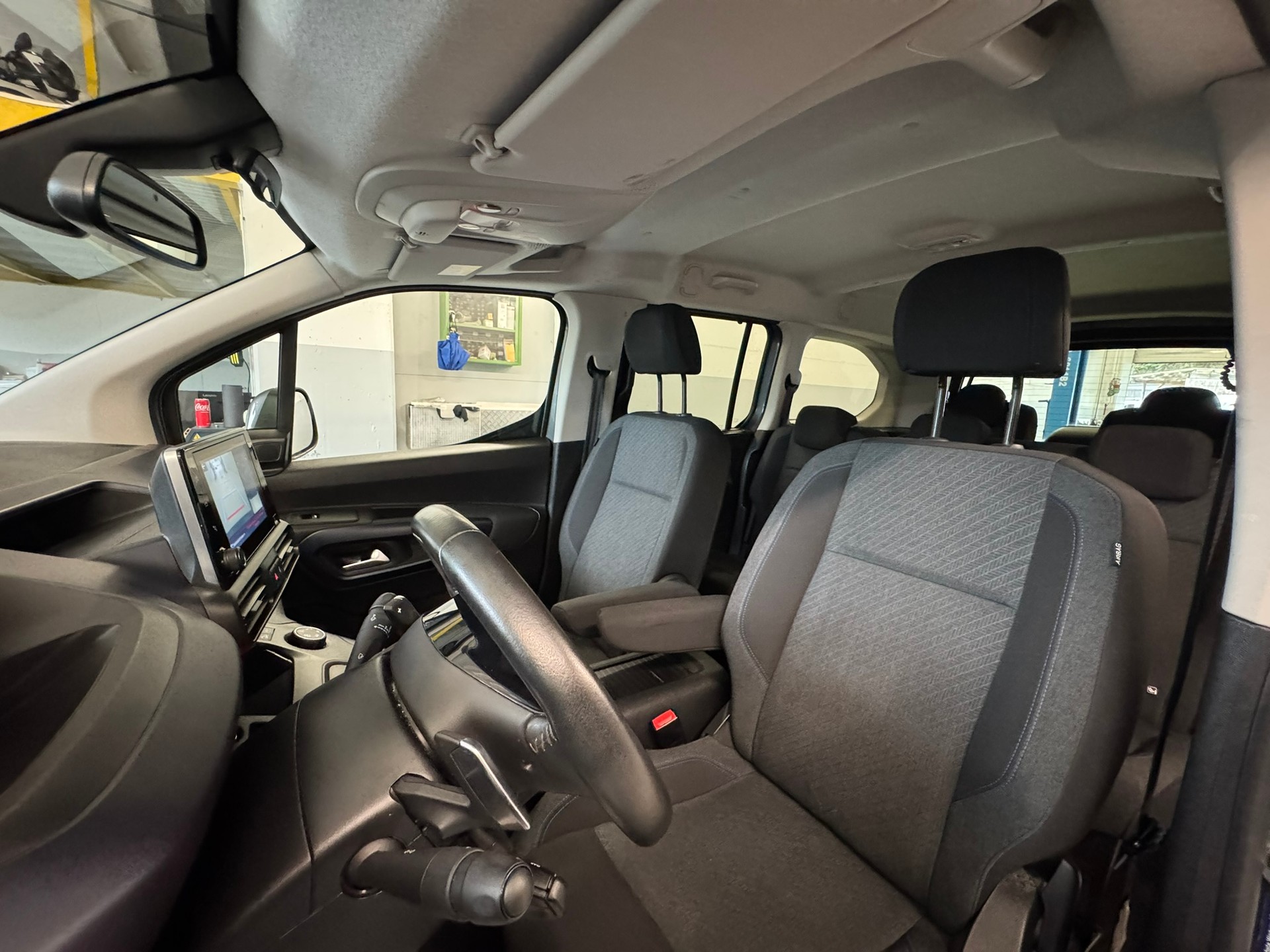 PEUGEOT Rifter Long 1.5 BlueHDi 7PL Active EAT8-image-13