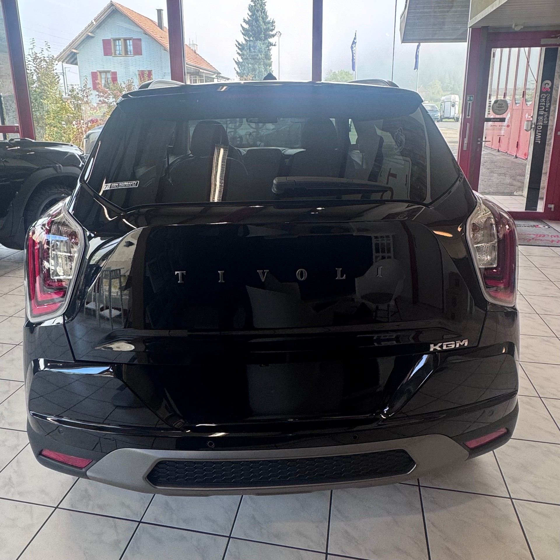 KGM-SsangYong Tivoli 1.5 6MT 2WD STEEL-showroom-element-2