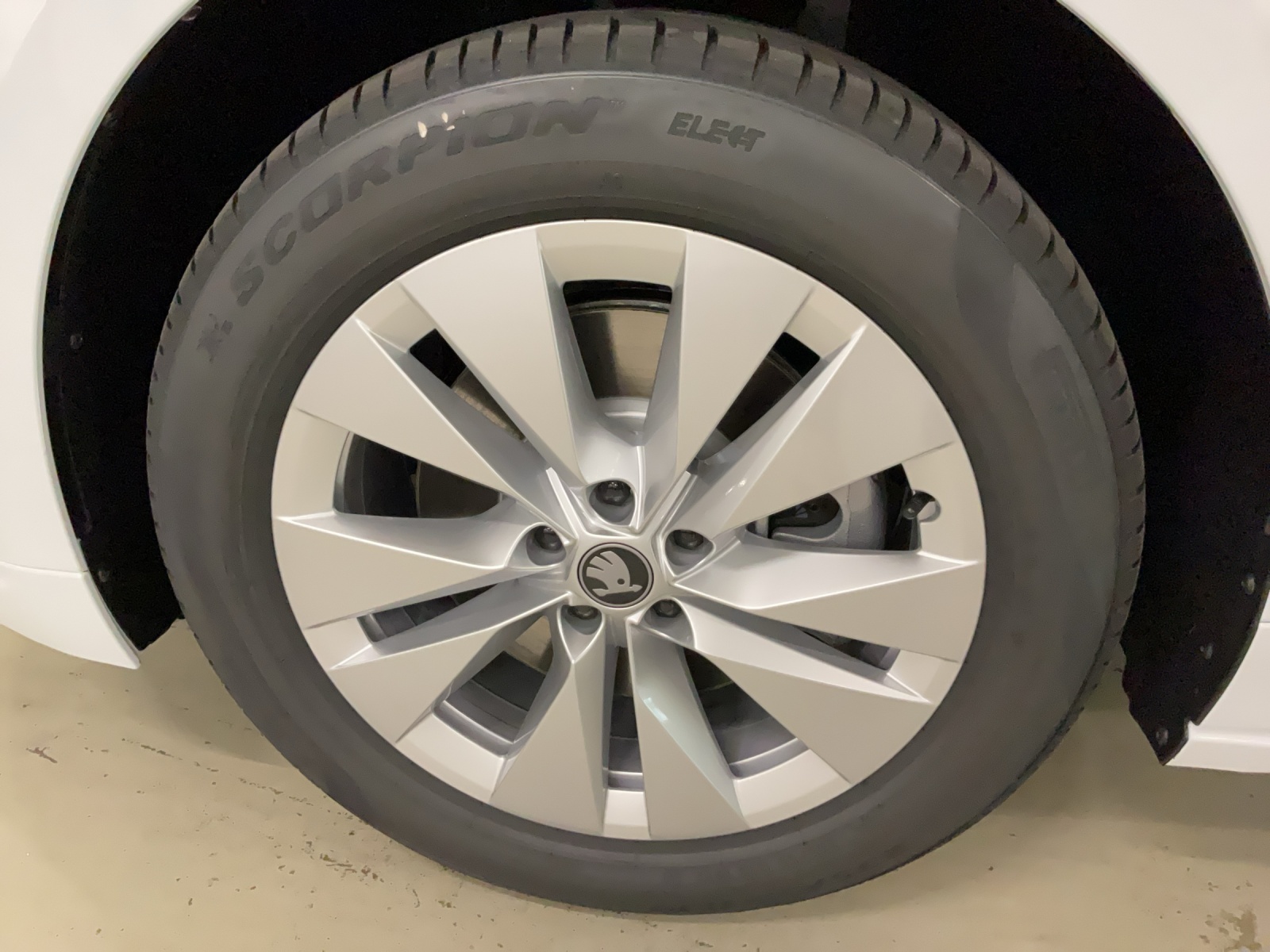 SKODA Enyaq 85x Selection 4x4-image-14