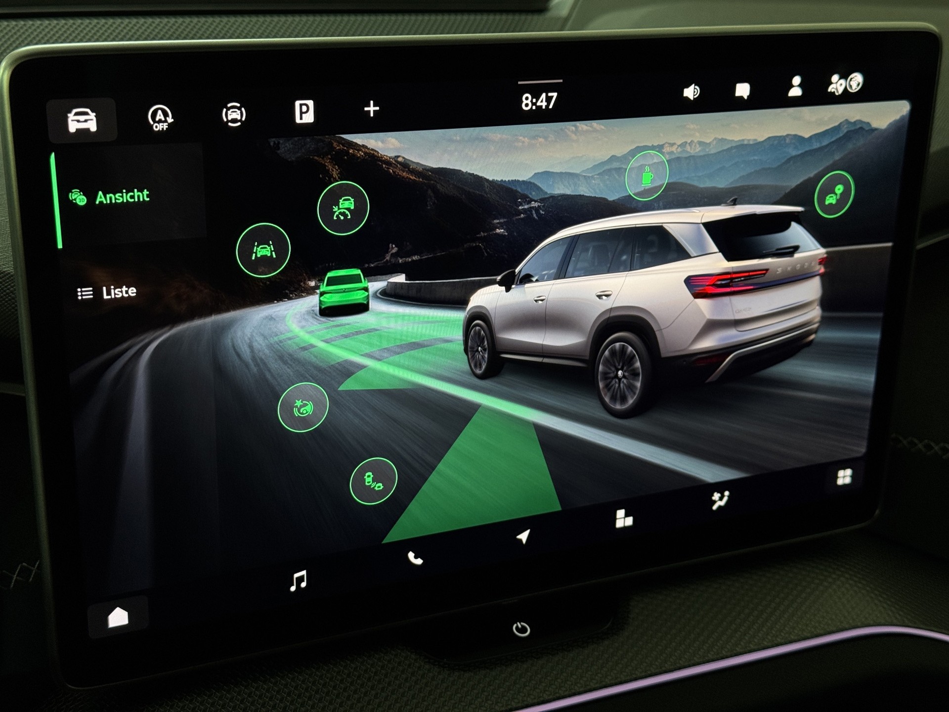 SKODA Kodiaq 2.0 TDI Sportline "Panodach-Matrix-Winter Paket"-image-19