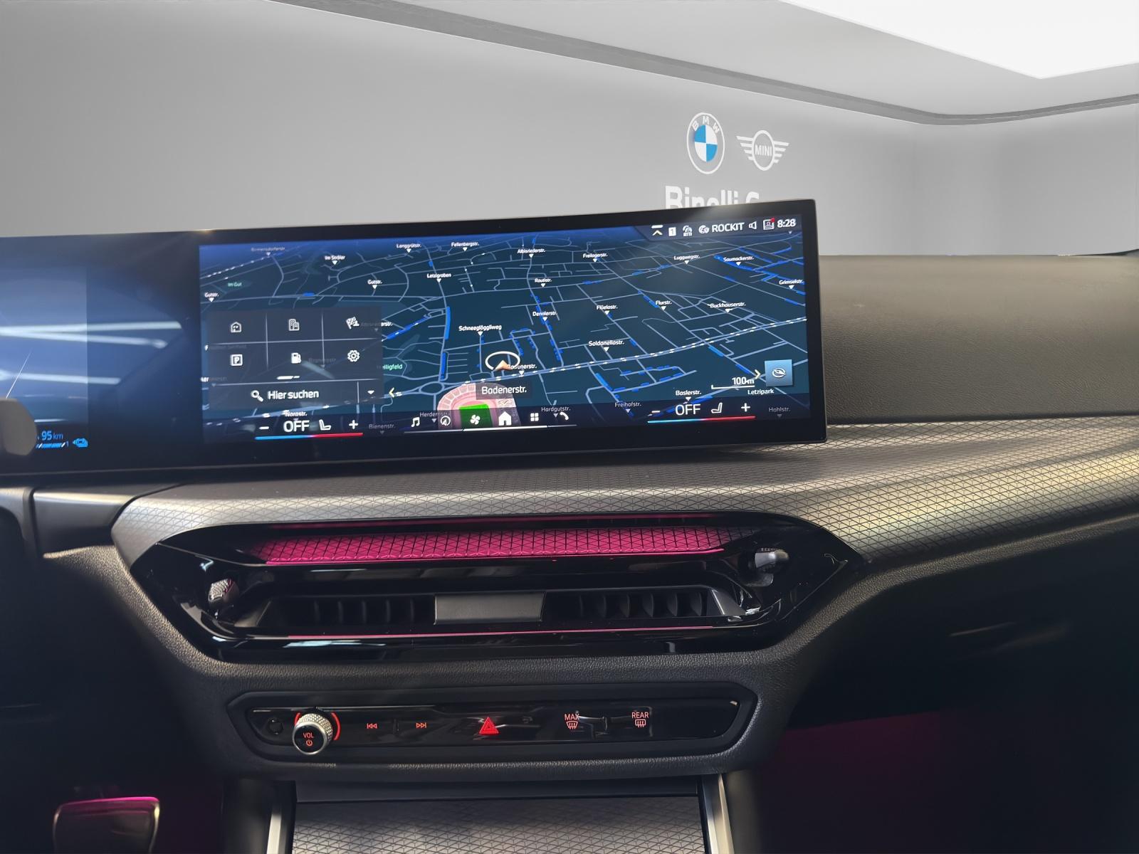 BMW 330e xDrive Touring M-SportPaket-image-15