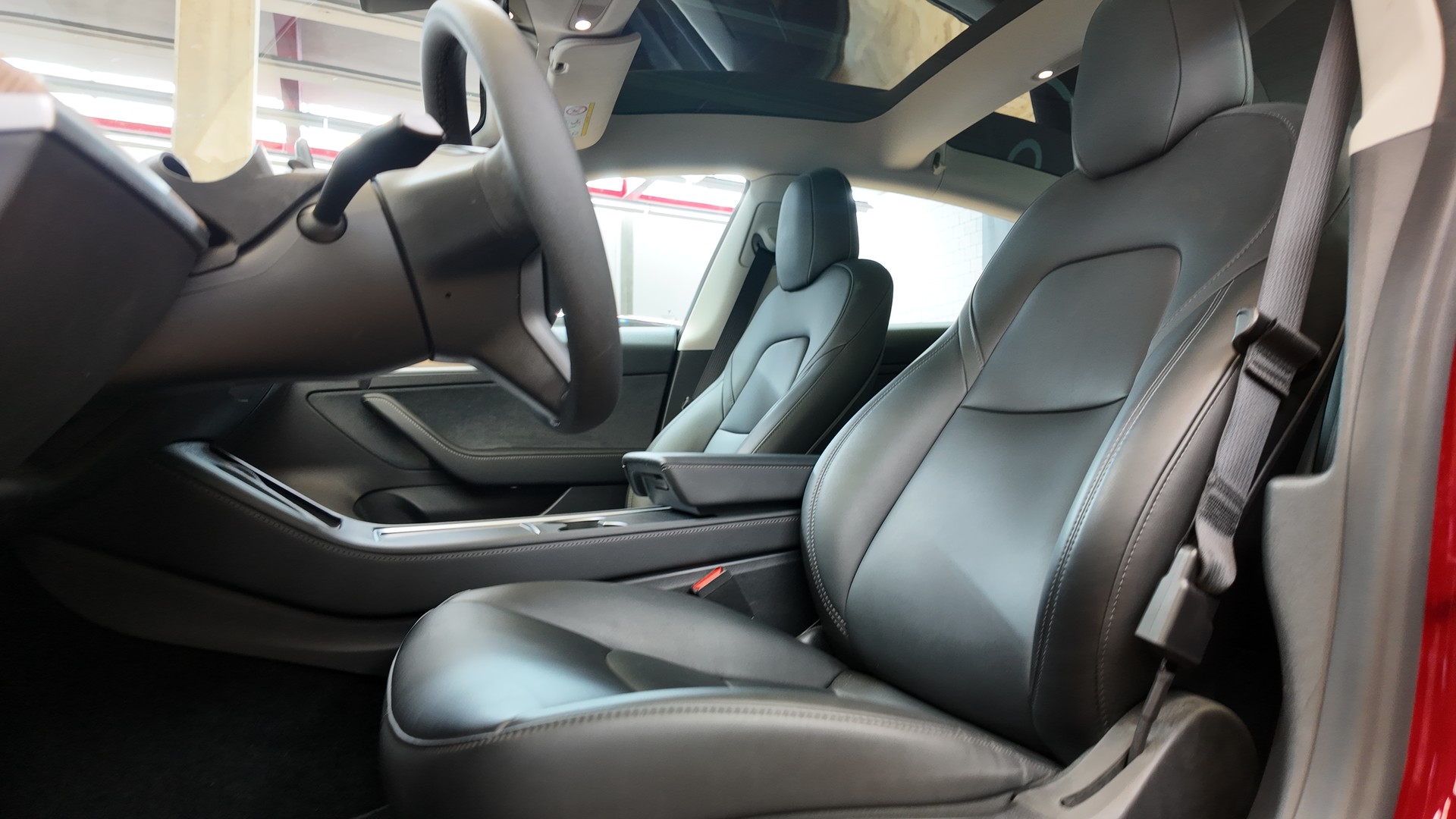 TESLA Model 3 Long Range Dual Motor AWD-image-9