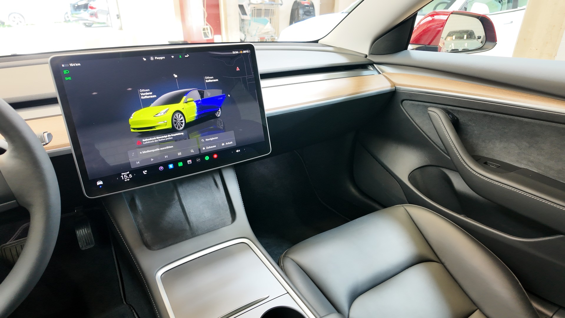 TESLA Model 3 Long Range Dual Motor AWD-image-8