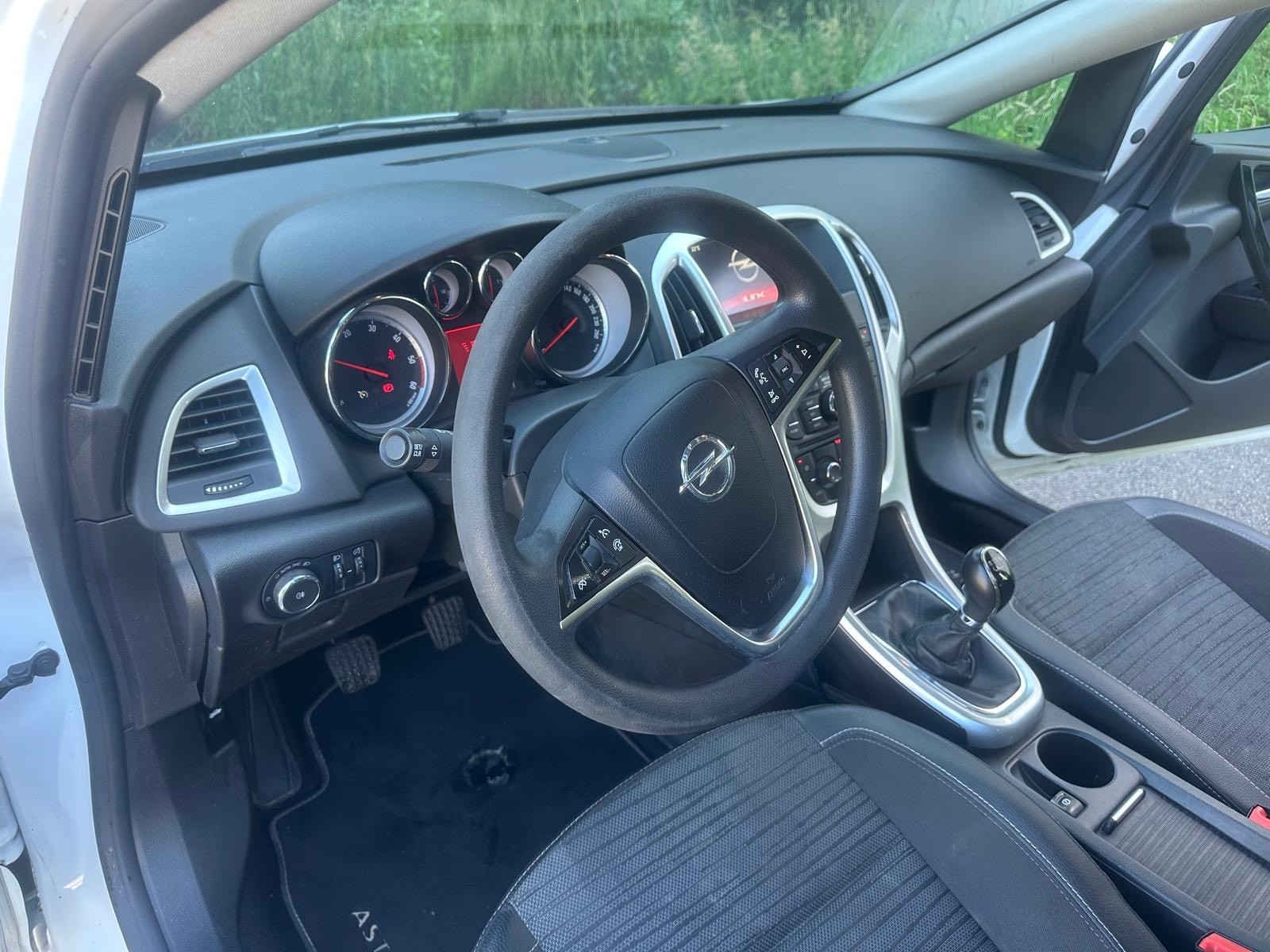 OPEL Astra SportsTourer 1.6 CDTi ecoFLEX Drive-image-8