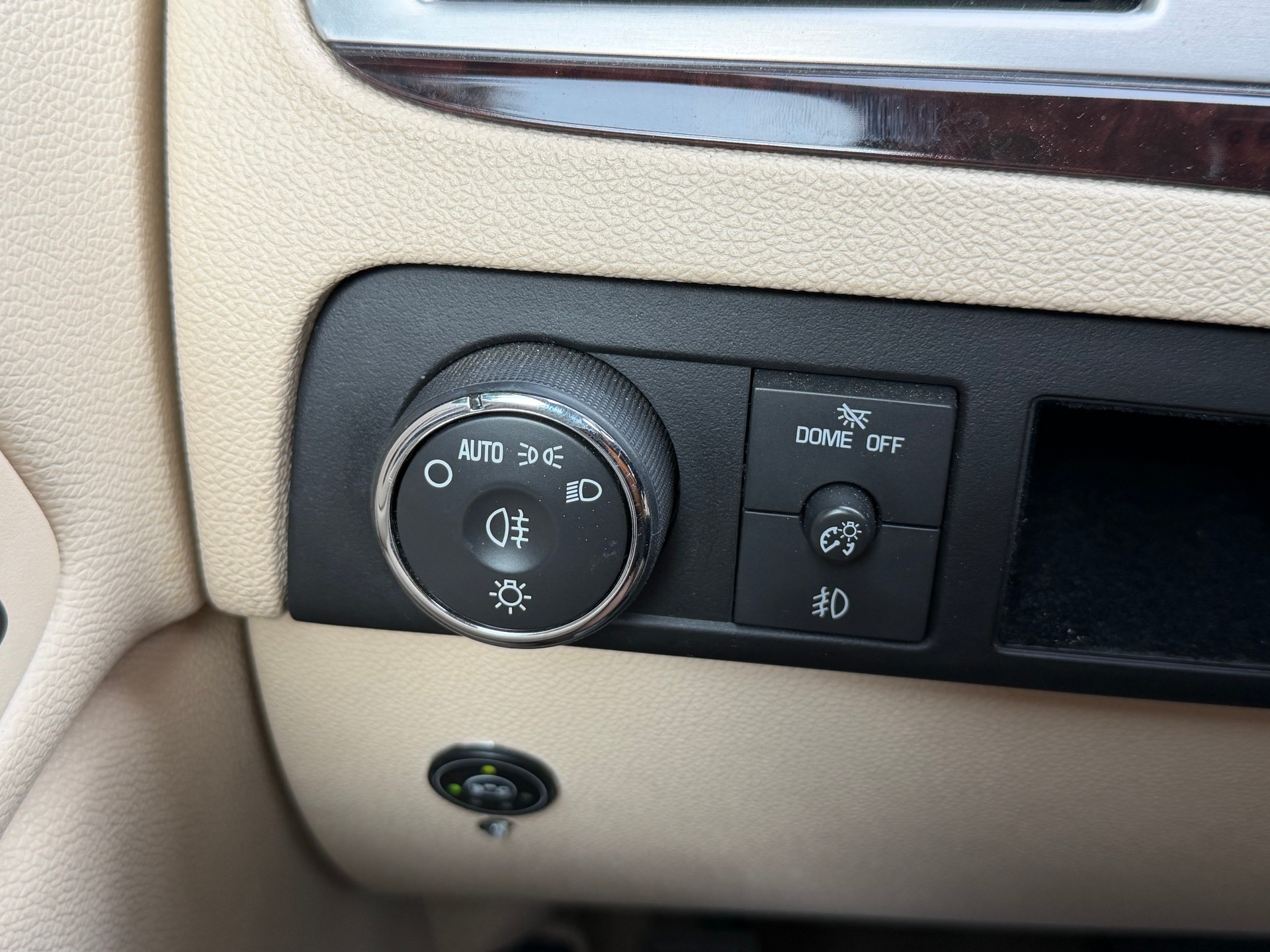 CADILLAC Escalade 6.2 Sport Luxury-image-15