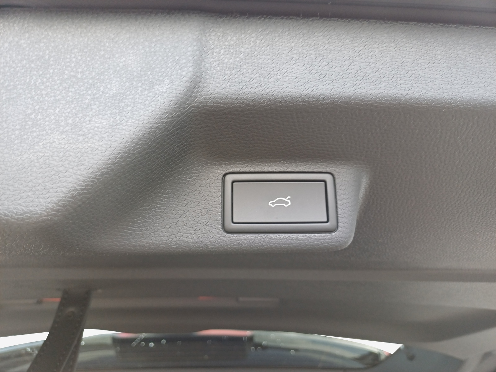 VW ID.Buzz LWB Pro-image-13