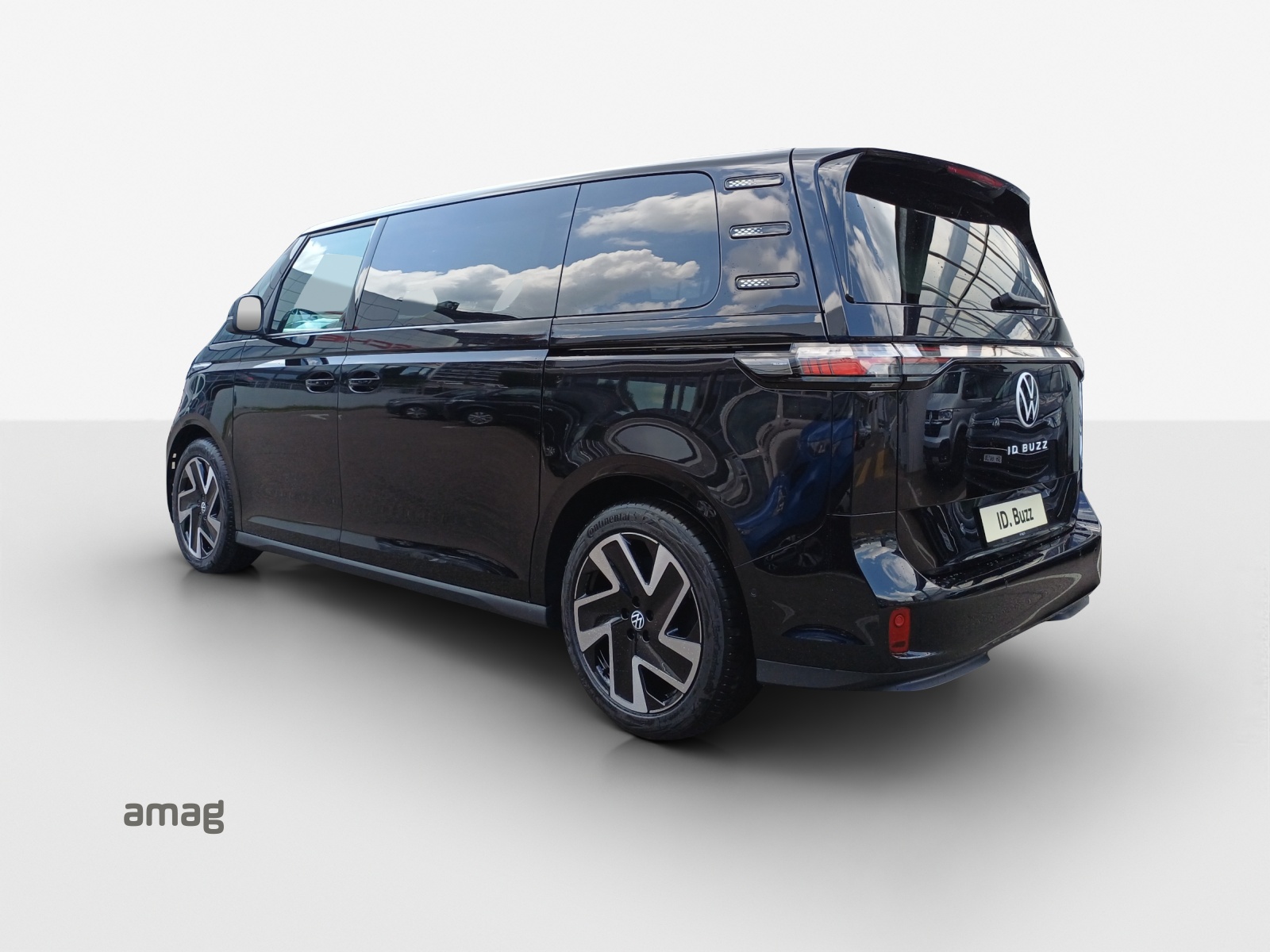 VW ID.Buzz LWB Pro-image-2