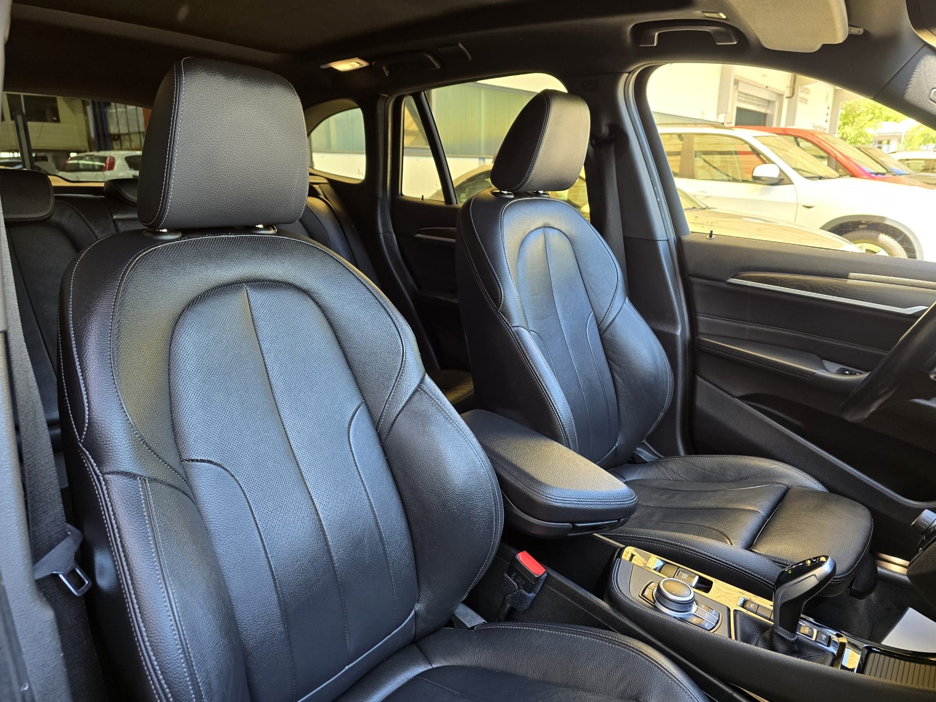 BMW X1 xDrive 25d M Sport Steptronic-image-16