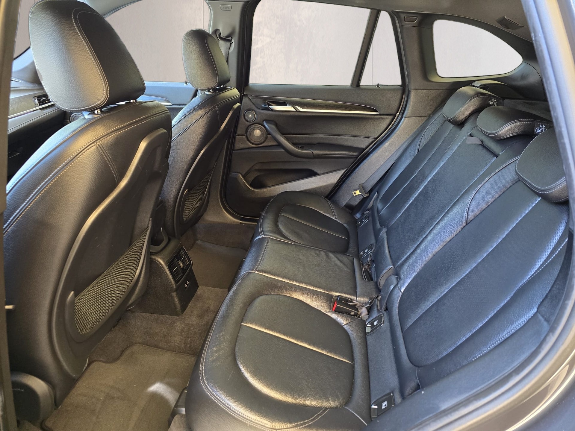 BMW X1 xDrive 25d M Sport Steptronic-image-17