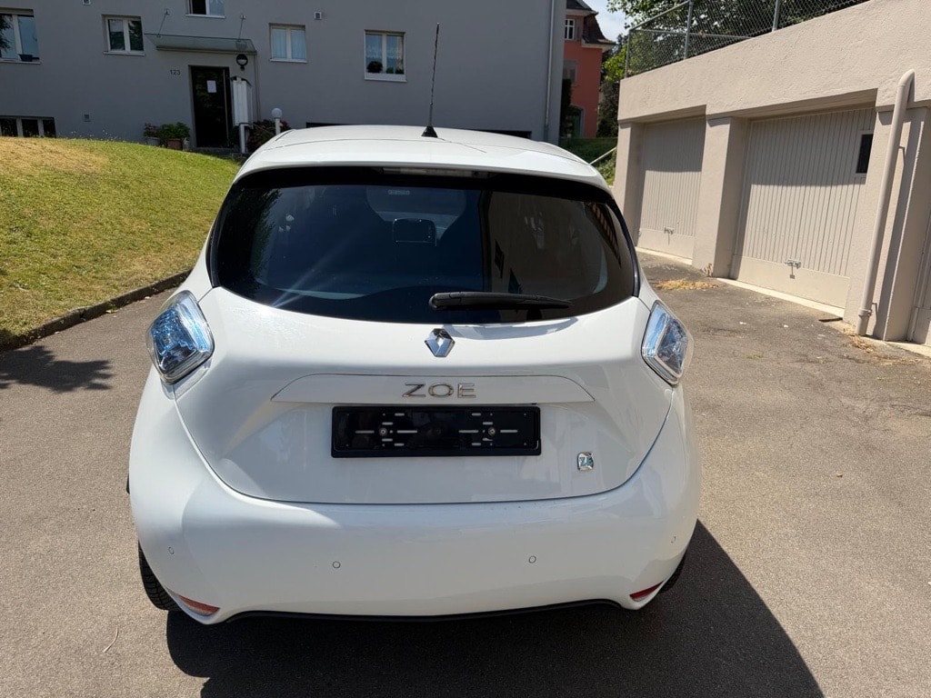 RENAULT ZOE-image-2