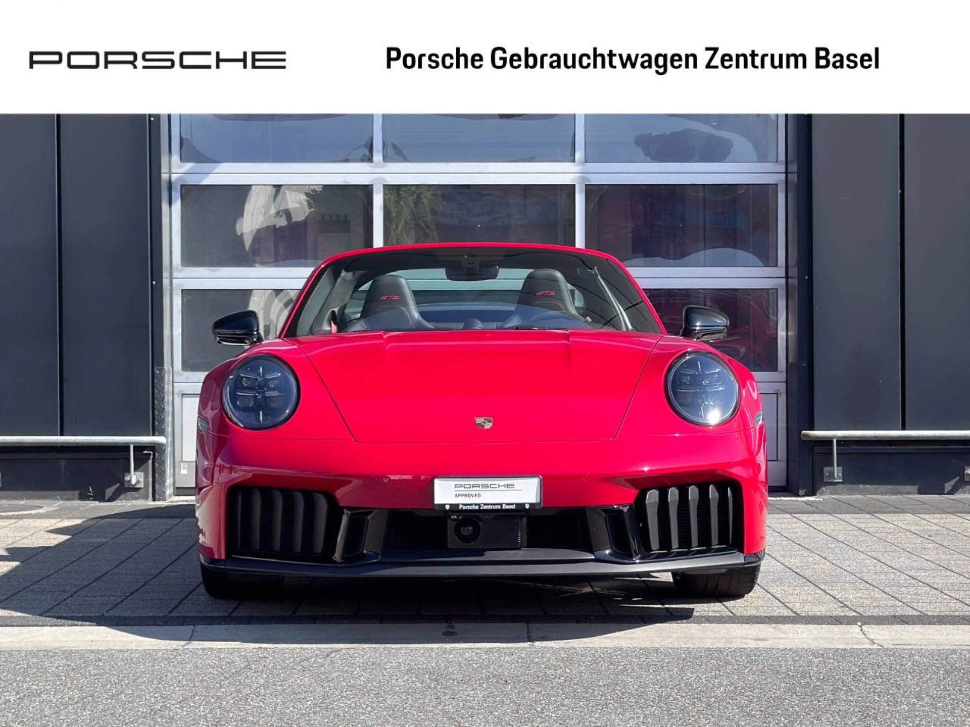 PORSCHE 911 Targa 4 GTS-image-7