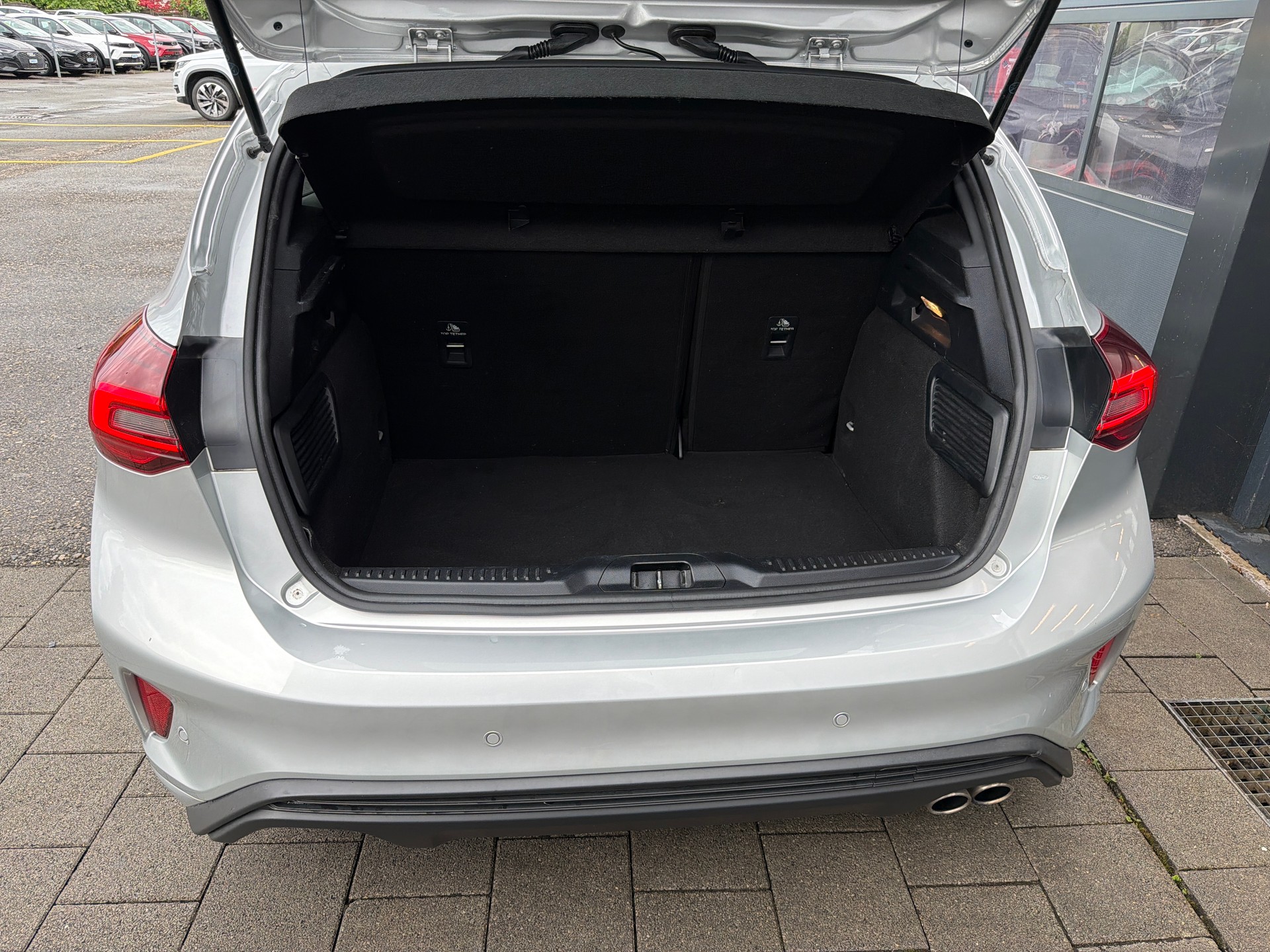 FORD Focus 1.5 TDCi EcoBlue ST-Line Automatic-image-5
