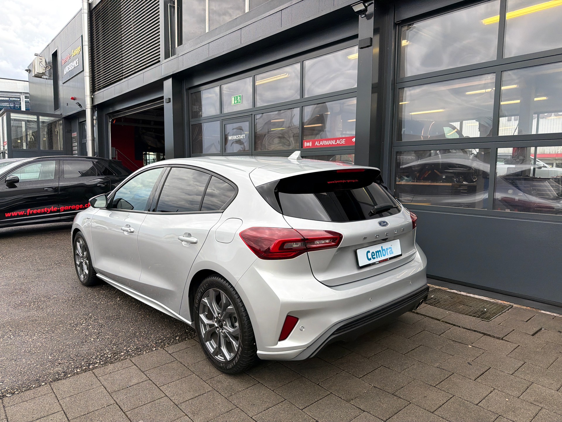FORD Focus 1.5 TDCi EcoBlue ST-Line Automatic-image-3